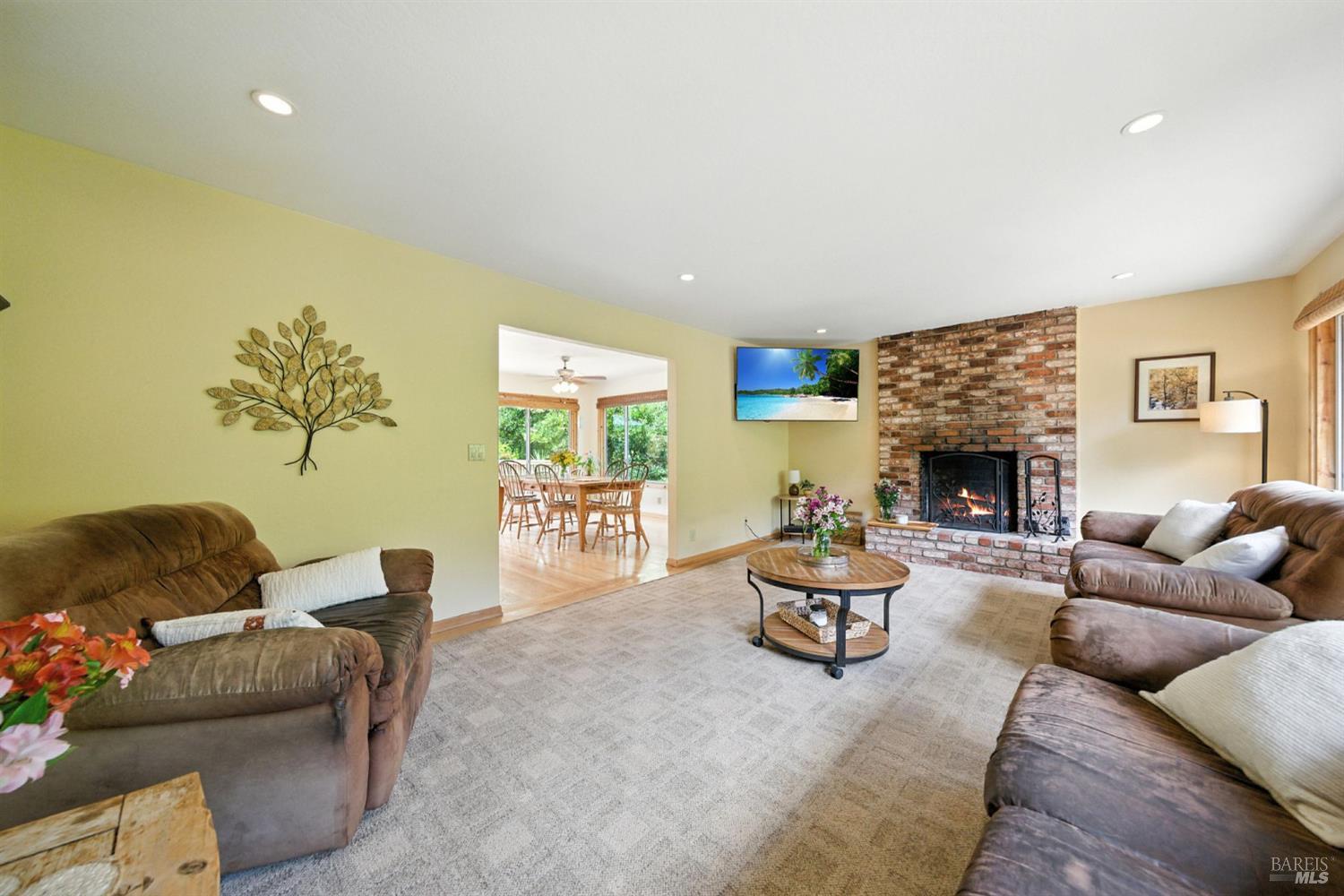 Woodacre, California, 94973, United States, 4 Bedrooms Bedrooms, ,3 BathroomsBathrooms,Residential,For Sale,1901016