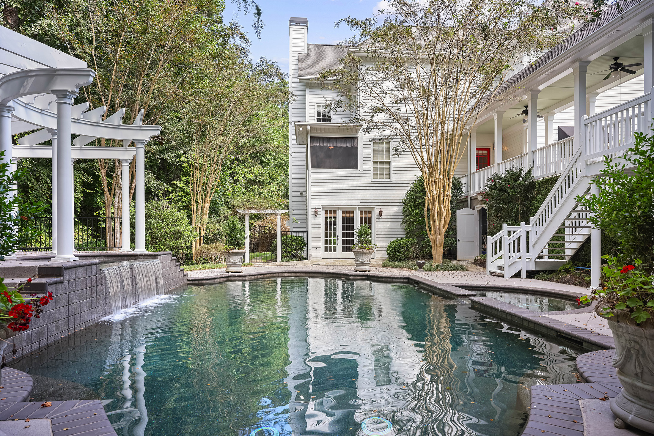  Stately Marietta Estate with Resort-Style Pool - 物件實景