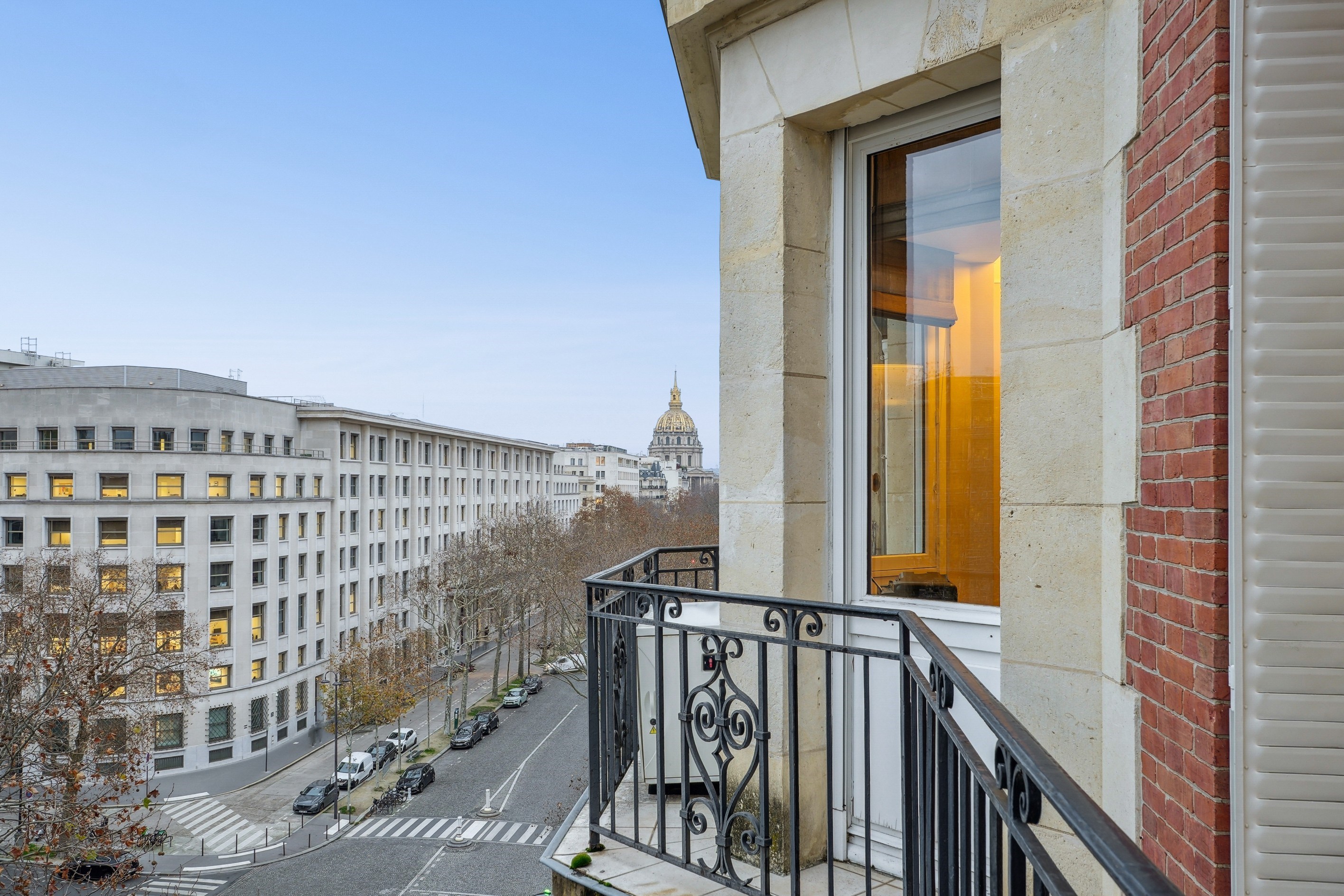  View of the Eiffel Tower and Les Invalides - 物件實景