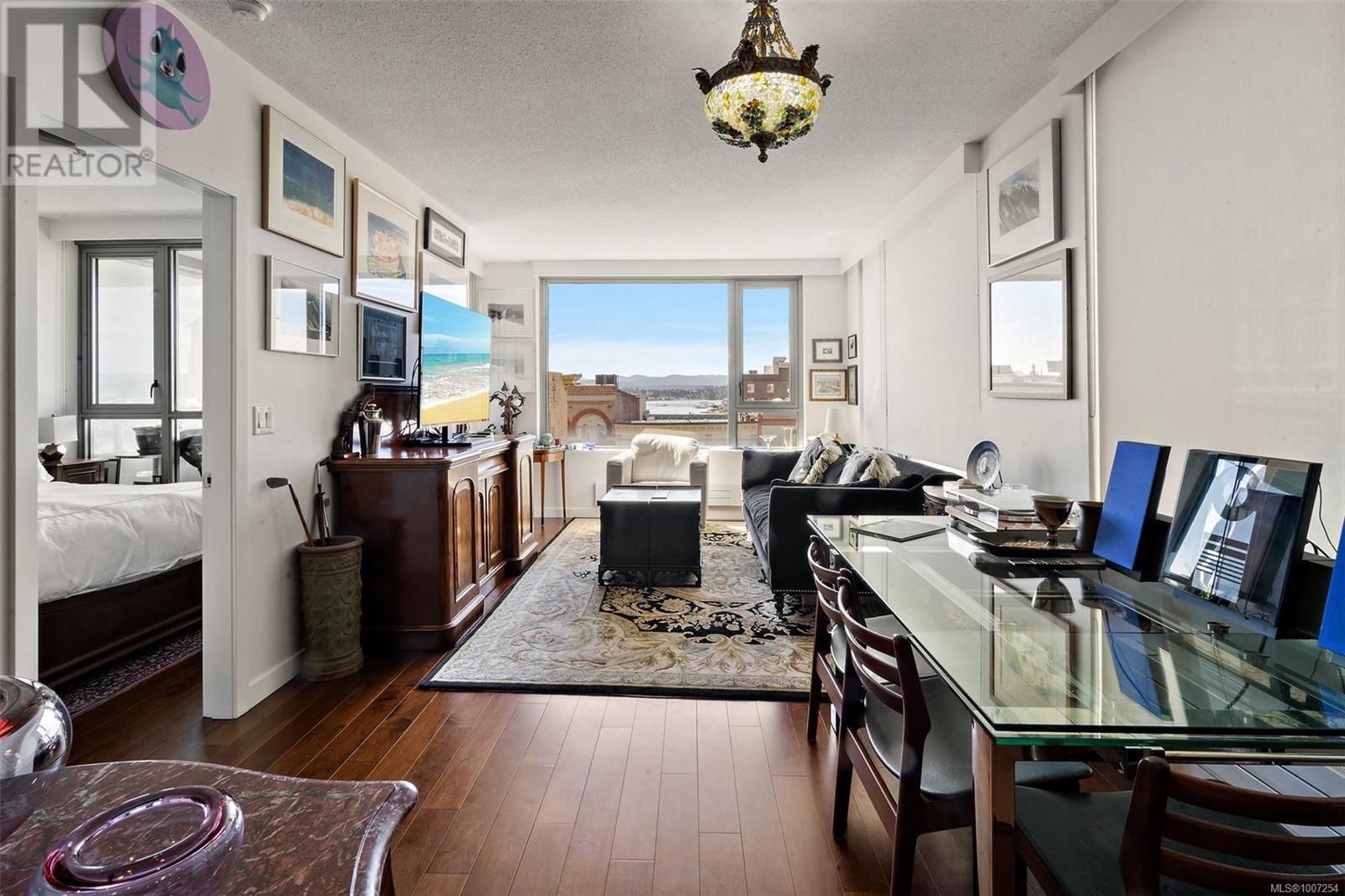 VICTORIA, British Columbia, V8W 1C7, CA, 1 Bedroom Bedrooms, ,1 BathroomBathrooms,Residential,For Sale,1895937