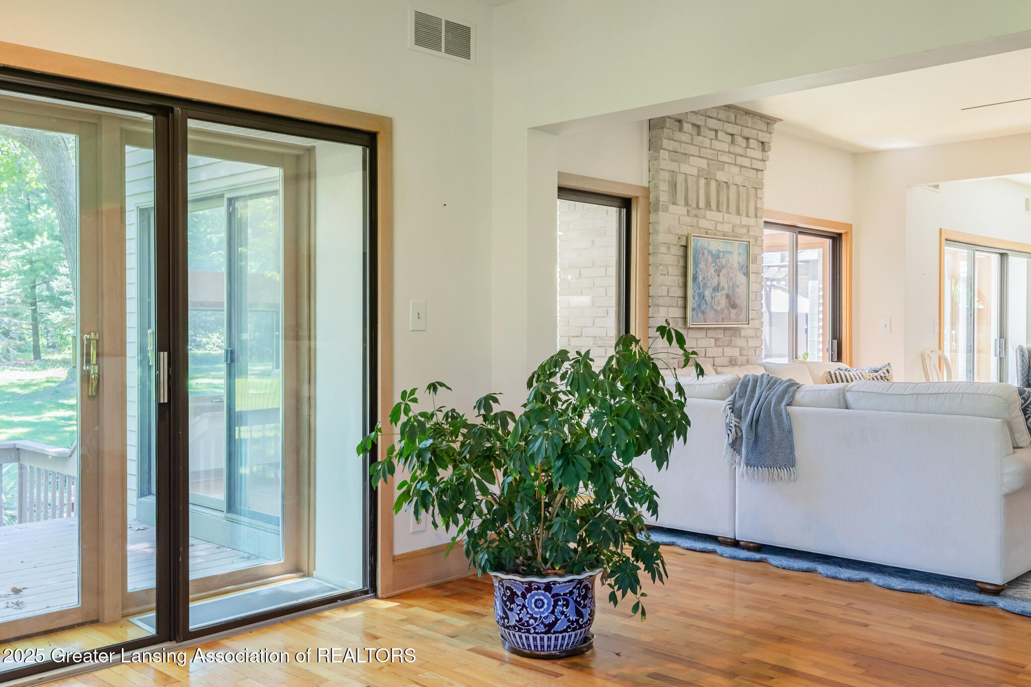 Okemos, Michigan, 48864, United States, 5 Bedrooms Bedrooms, ,5 BathroomsBathrooms,Residential,For Sale,1901350