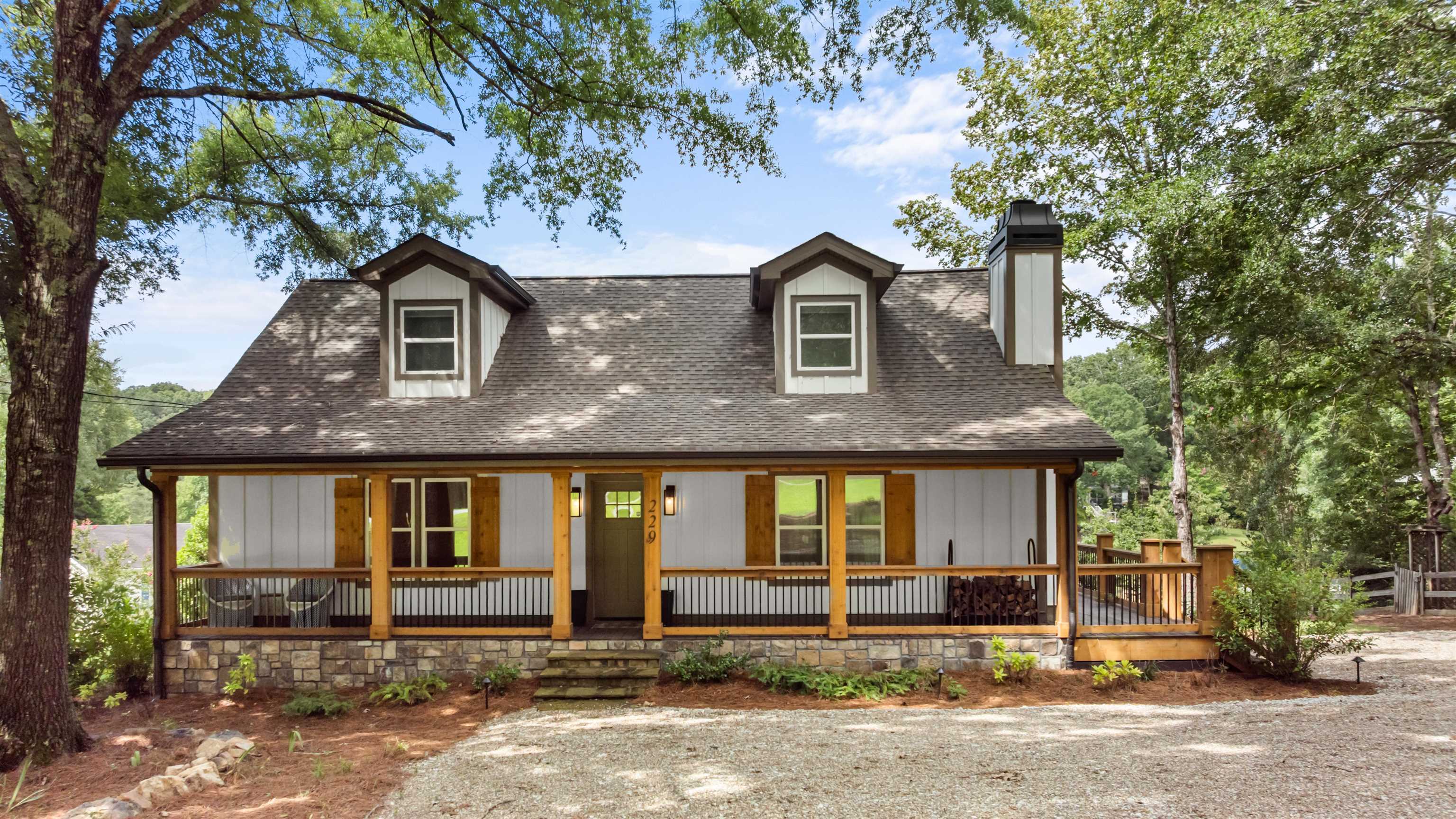 Eatonton, Georgia, 31024, United States, 4 Bedrooms Bedrooms, ,2 BathroomsBathrooms,Residential,For Sale,1911200