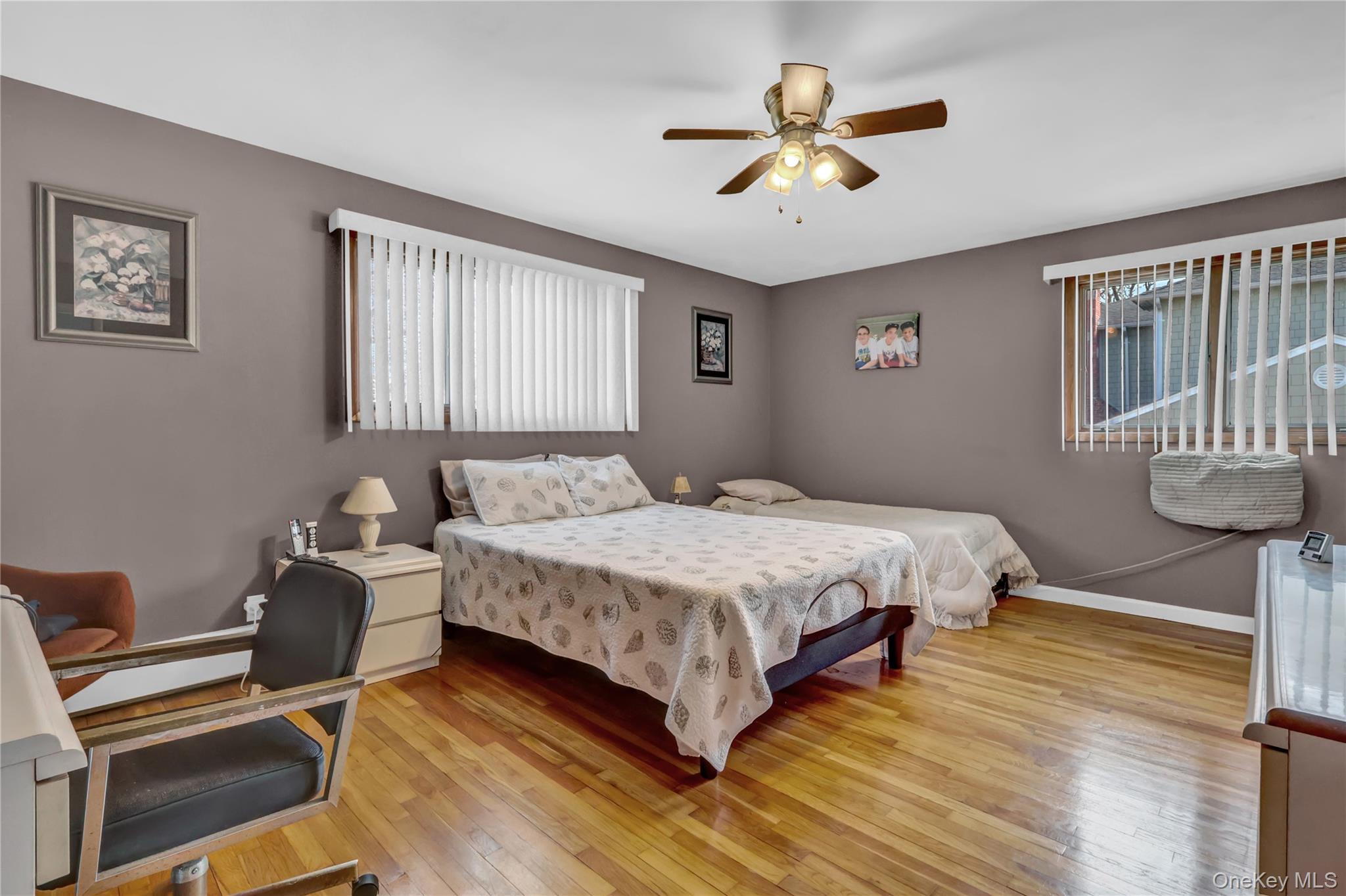  150 W Islip Road, West Islip, NY, 11795 - 物件實景