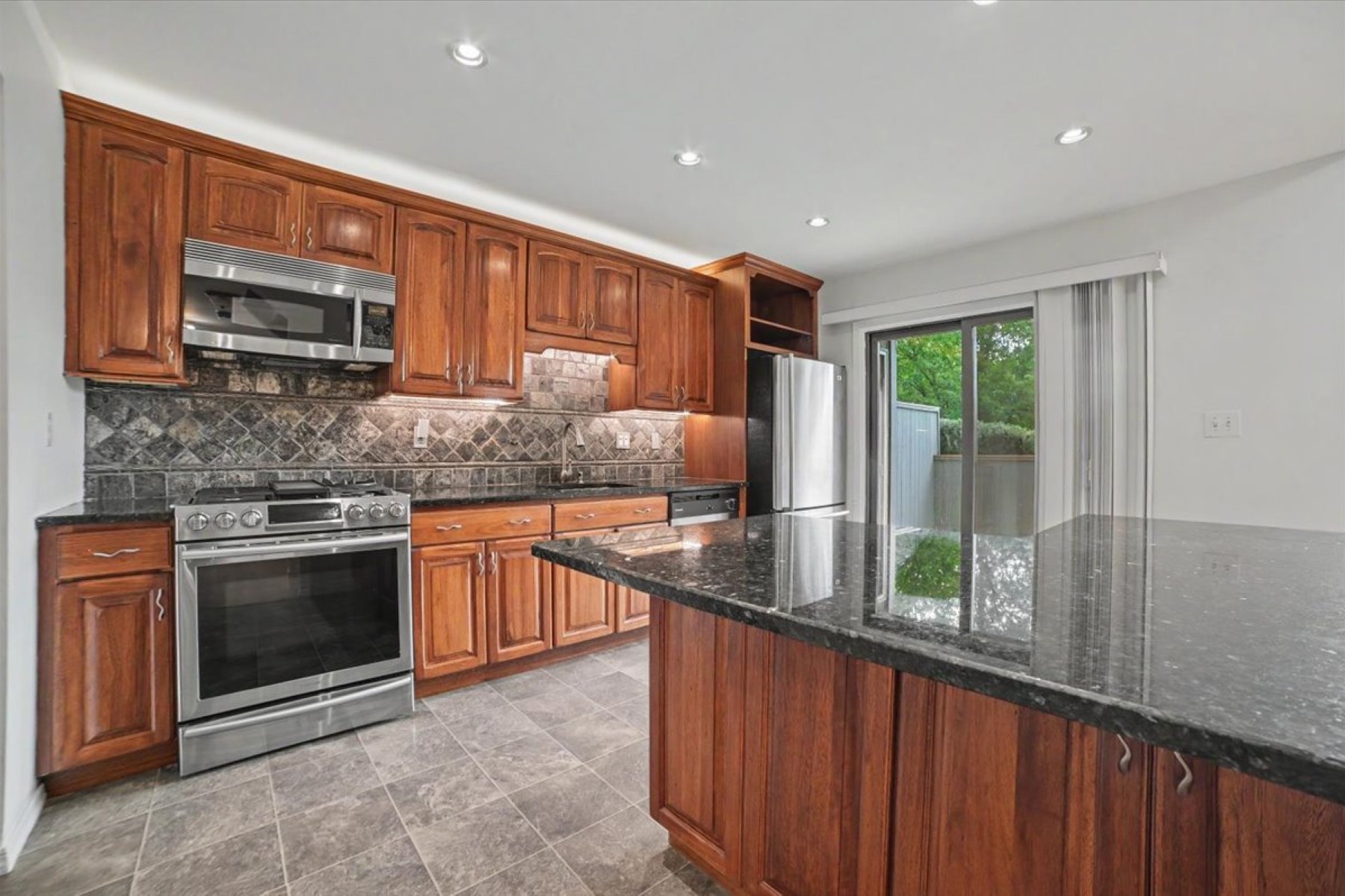  ?The Cedars? Bright and Spacious Townhome - 物件實景
