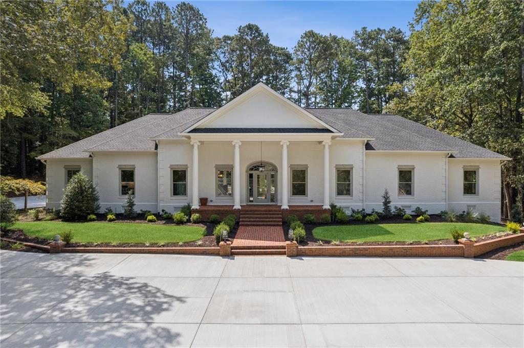Alpharetta, Georgia, 30004, United States, 5 Bedrooms Bedrooms, ,7 BathroomsBathrooms,Residential,For Sale,1978962