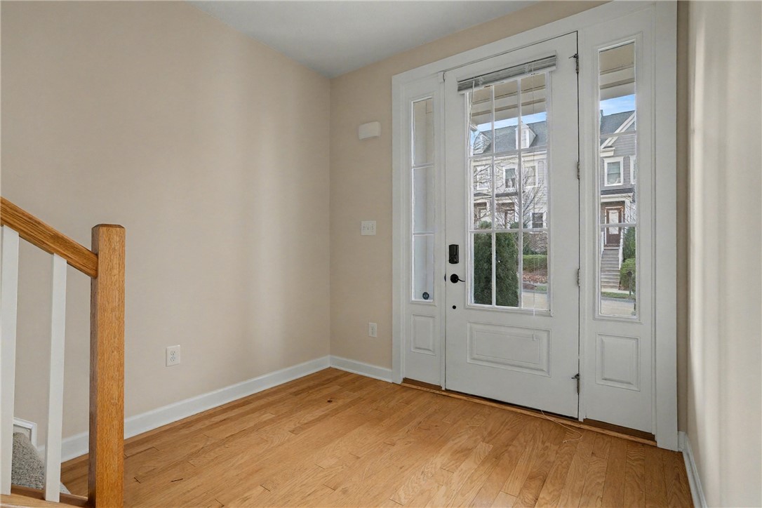 Marshall, Pennsylvania, 16046, United States, 4 Bedrooms Bedrooms, ,4 BathroomsBathrooms,Residential,For Sale,1998104