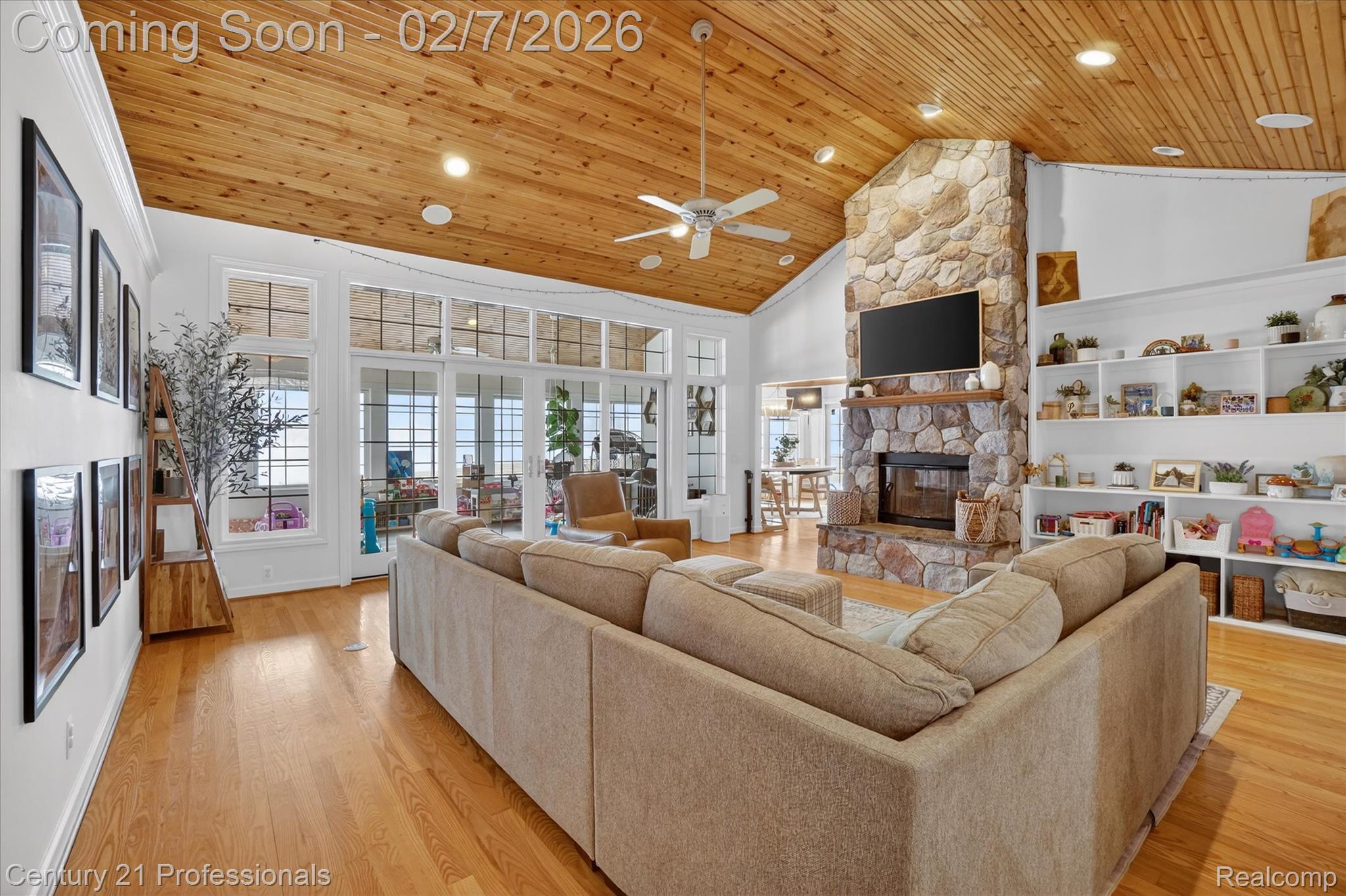 NewHudson, Michigan, 48165, United States, 3 Bedrooms Bedrooms, ,2 BathroomsBathrooms,Residential,For Sale,2014527