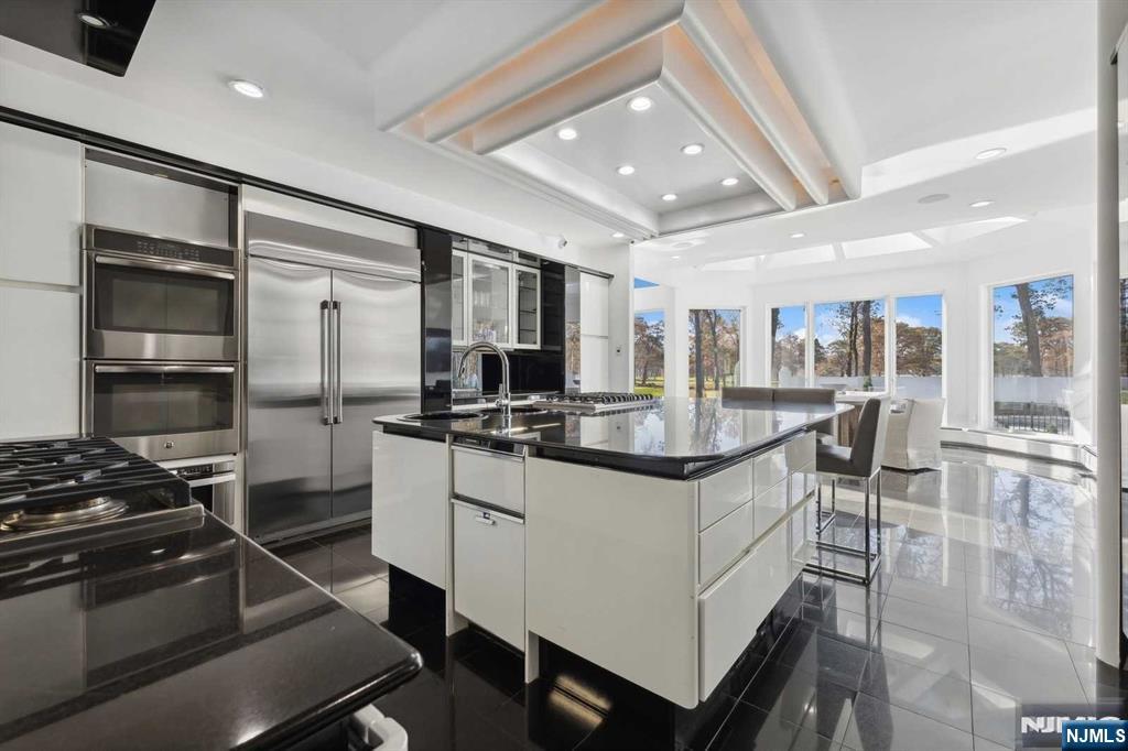 Alpine, New Jersey, 07620, United States, 6 Bedrooms Bedrooms, ,9 BathroomsBathrooms,Residential,For Sale,2000775