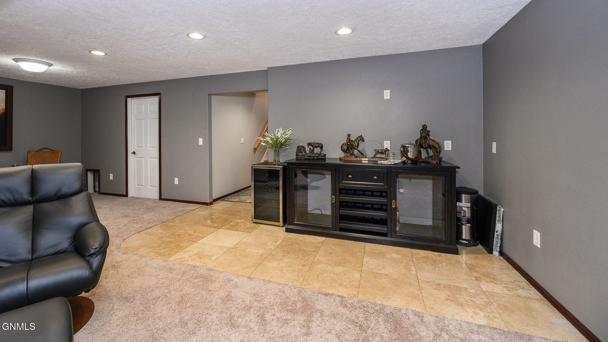 Mandan, North Dakota, 58554, United States, 5 Bedrooms Bedrooms, ,4 BathroomsBathrooms,Residential,For Sale,2005238