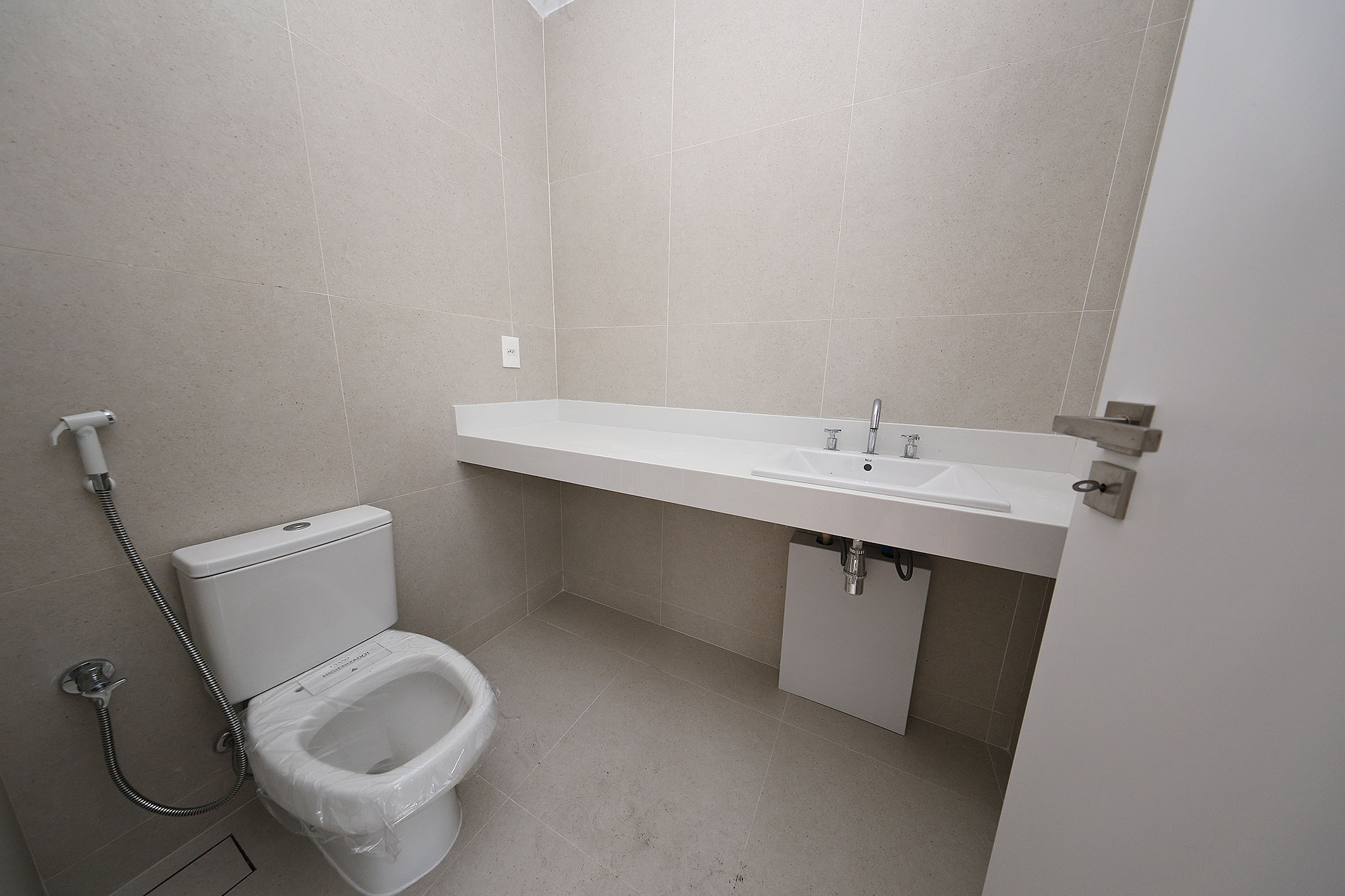  Elegant four-suite residence in a full-service residential condominium - 物件實景