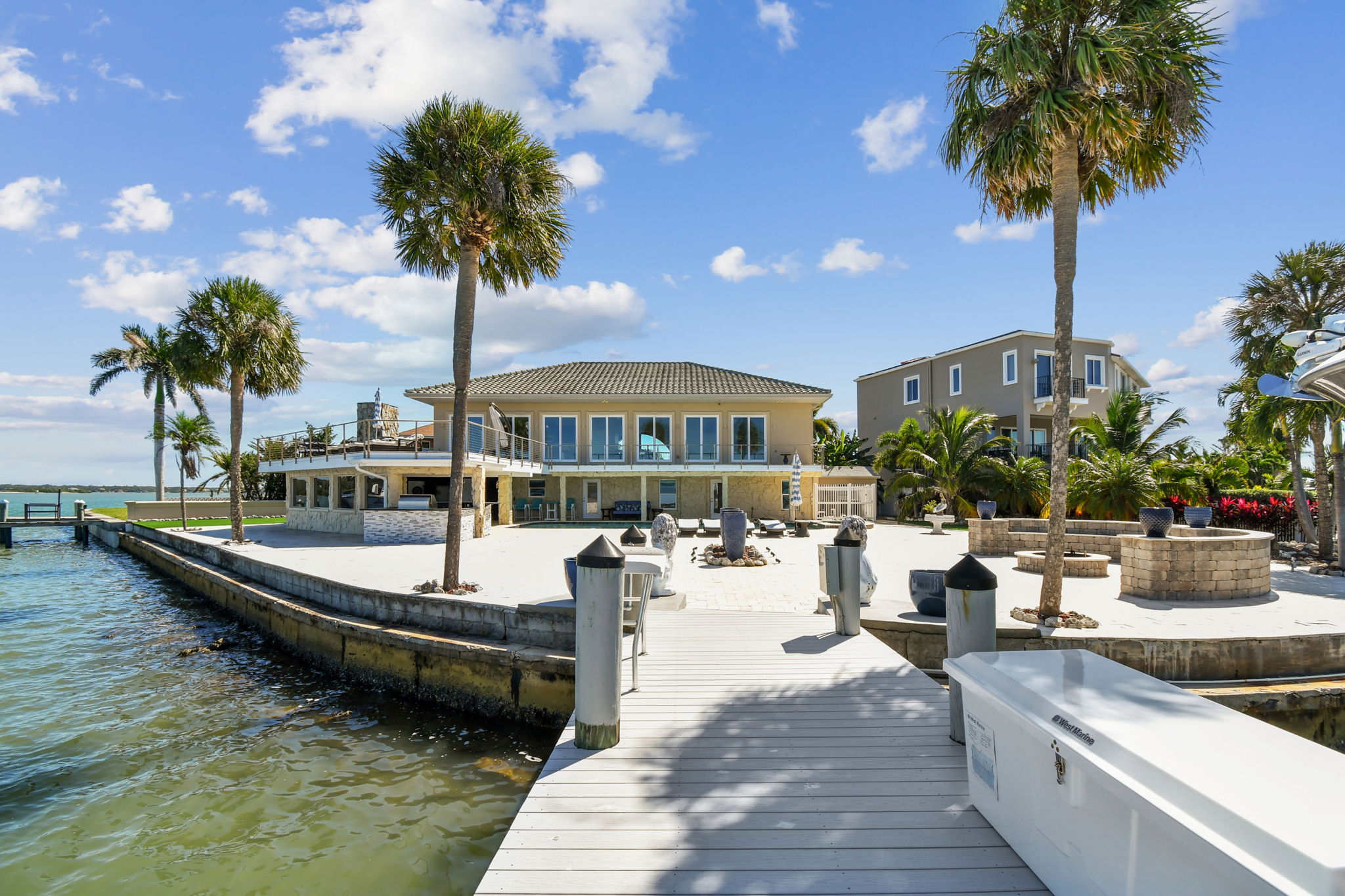 Madeira Beach, Florida, 33708, United States, 6 Bedrooms Bedrooms, ,6 BathroomsBathrooms,Residential,For Sale,1975666