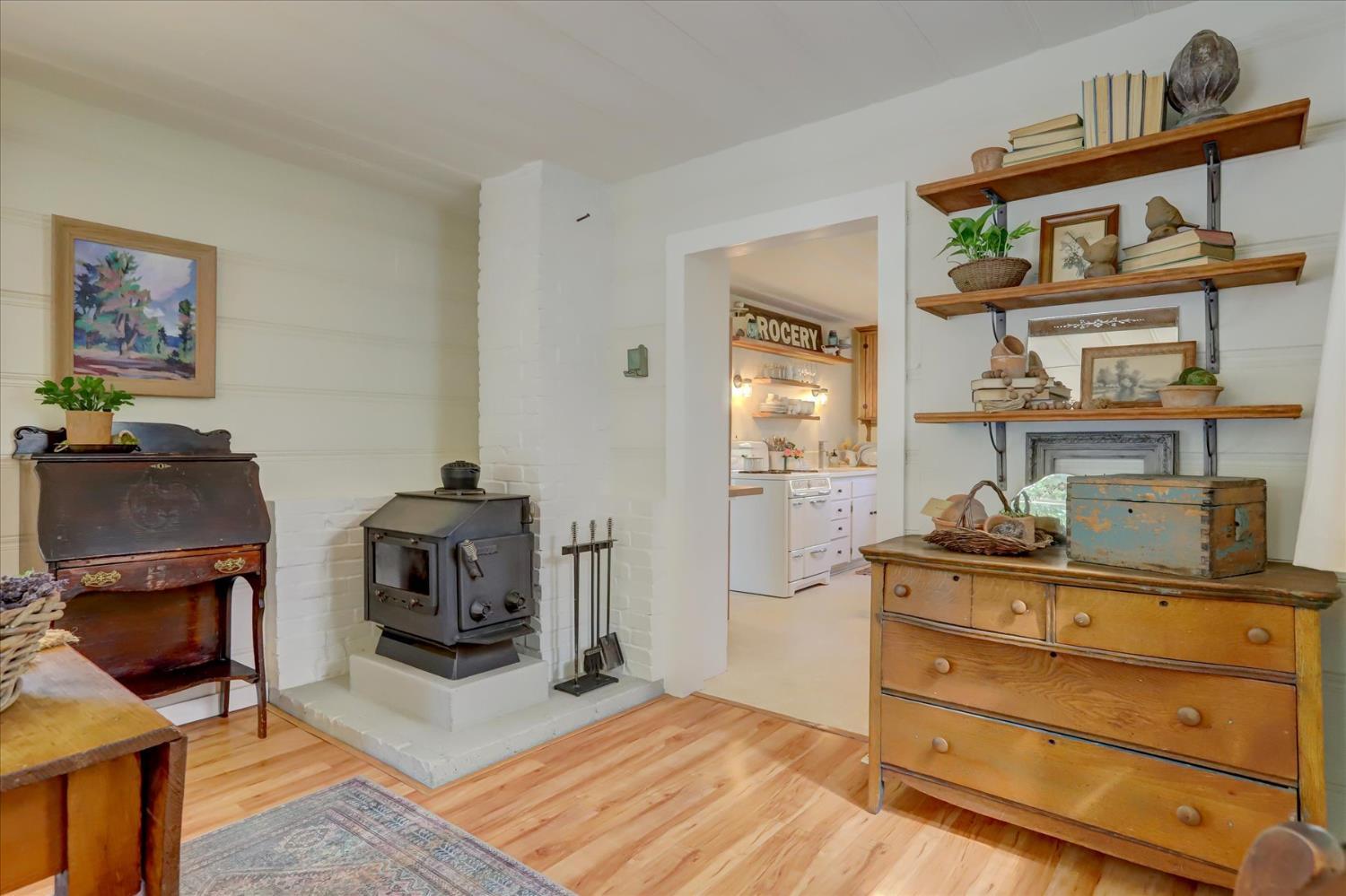 Nevada City, California, 95959, United States, 2 Bedrooms Bedrooms, ,1 BathroomBathrooms,Residential,For Sale,1982930