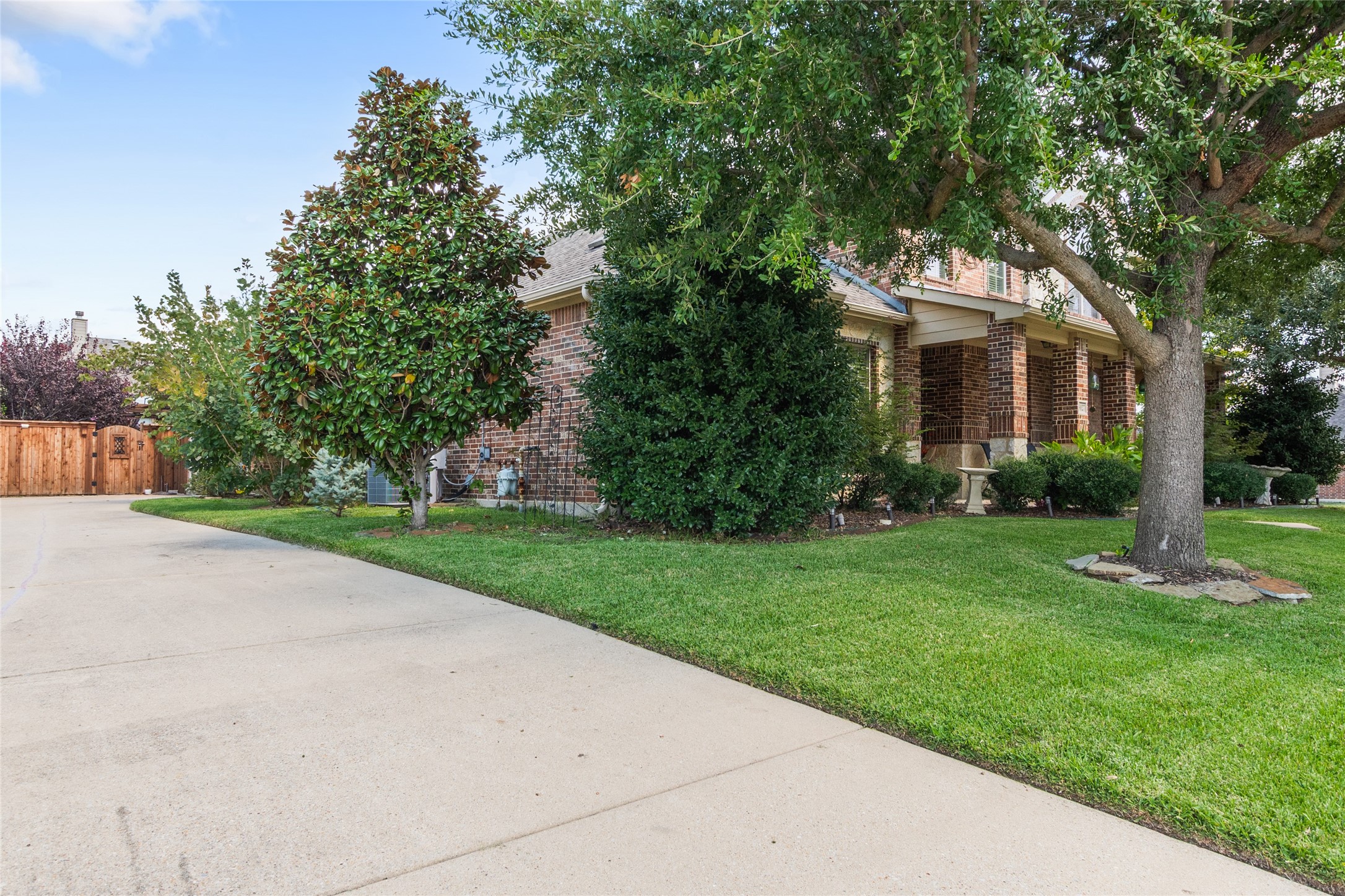 Rockwall, Texas, 75087, United States, 4 Bedrooms Bedrooms, ,3 BathroomsBathrooms,Residential,For Sale,1963763