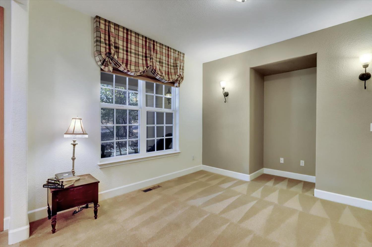 Grass Valley, California, 95945, United States, 4 Bedrooms Bedrooms, ,4 BathroomsBathrooms,Residential,For Sale,1986075