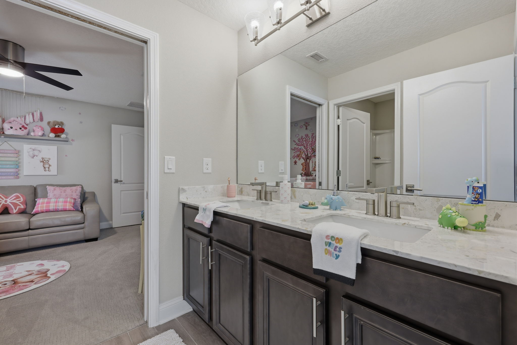  3224 Brown Trout Court, Jacksonville, FL, 32226 - 物件實景