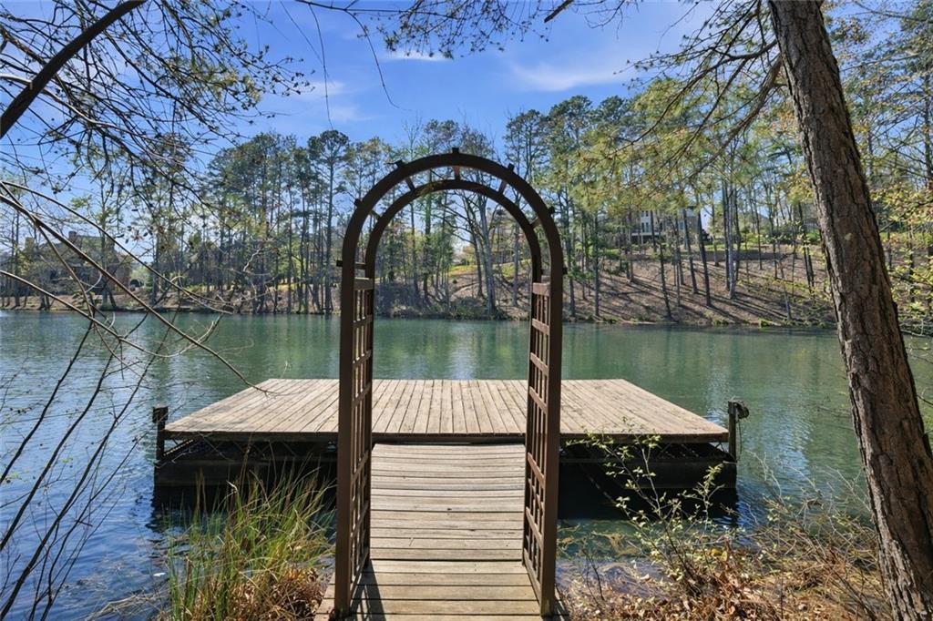 Cumming, Georgia, 30041, United States, 5 Bedrooms Bedrooms, ,6 BathroomsBathrooms,Residential,For Sale,2029998