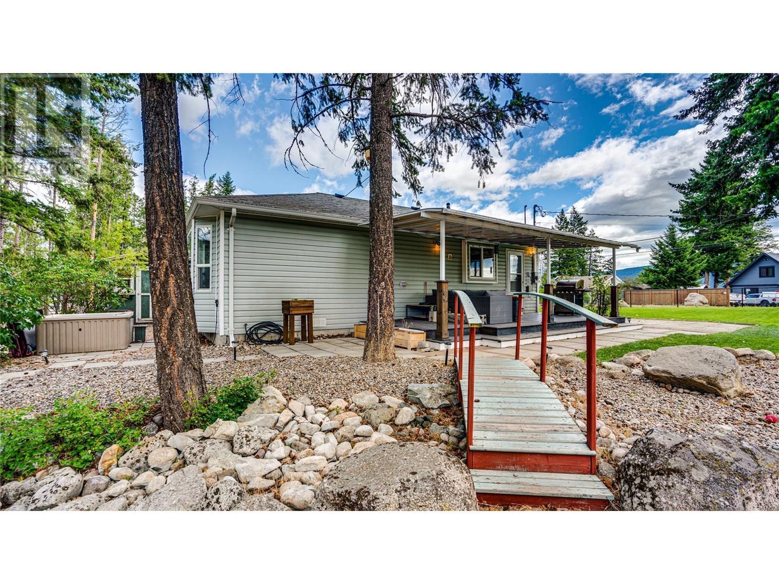 KELOWNA, British Columbia, V1Z 3W5, CA, 2 Bedrooms Bedrooms, ,2 BathroomsBathrooms,Residential,For Sale,1897605