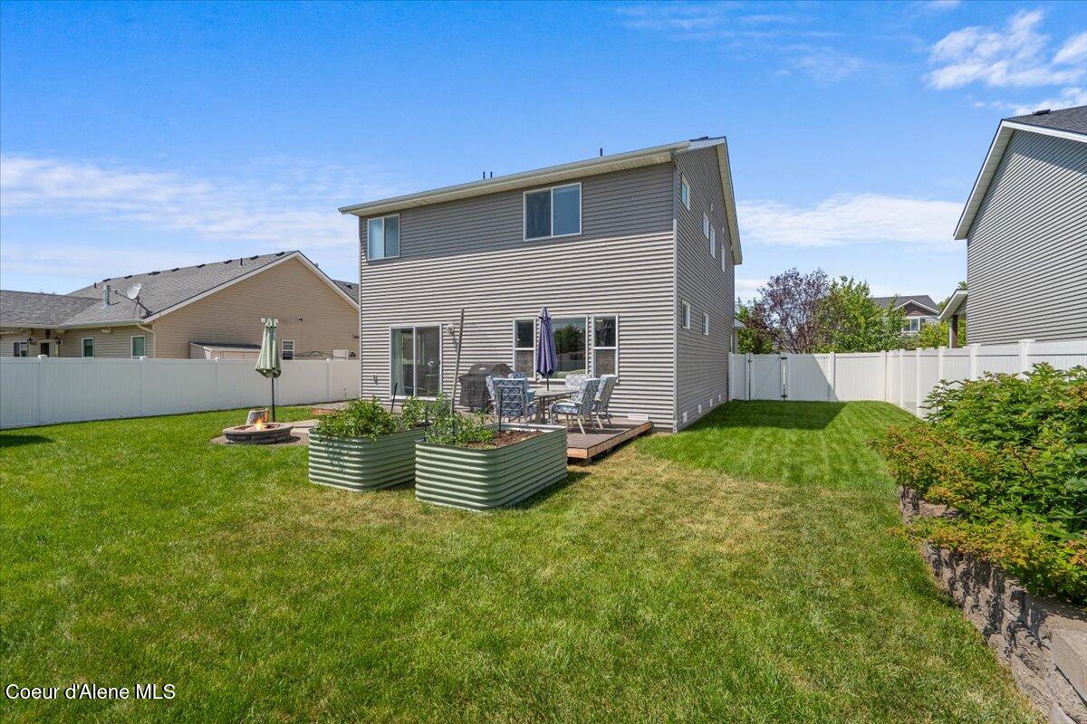 Post Falls, Idaho, 83854, United States, 4 Bedrooms Bedrooms, ,2 BathroomsBathrooms,Residential,For Sale,1969066