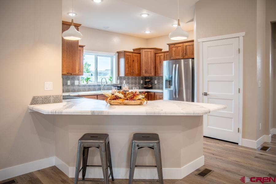 Montrose, Colorado, 81401, United States, 3 Bedrooms Bedrooms, ,2 BathroomsBathrooms,Residential,For Sale,1709571