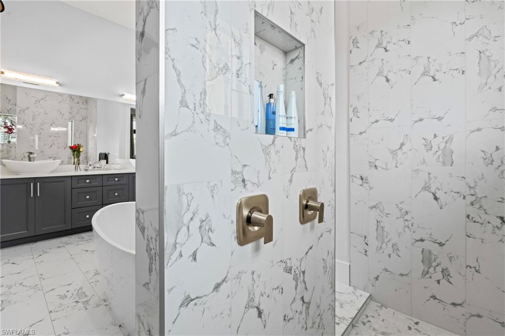 Naples, Florida, 34108, United States, 4 Bedrooms Bedrooms, ,6 BathroomsBathrooms,Residential,For Sale,1828259
