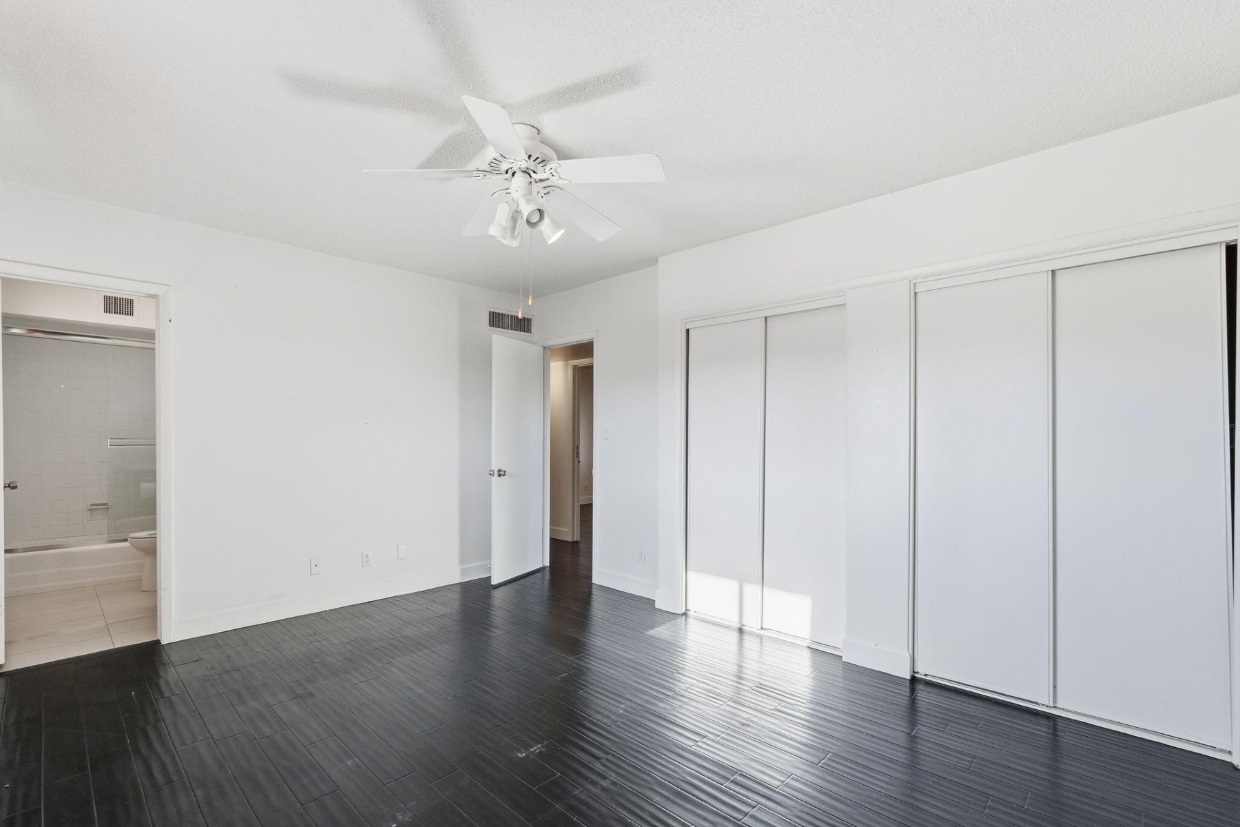  1901 E Missouri Avenue 204  Phoenix, AZ - 物件實景