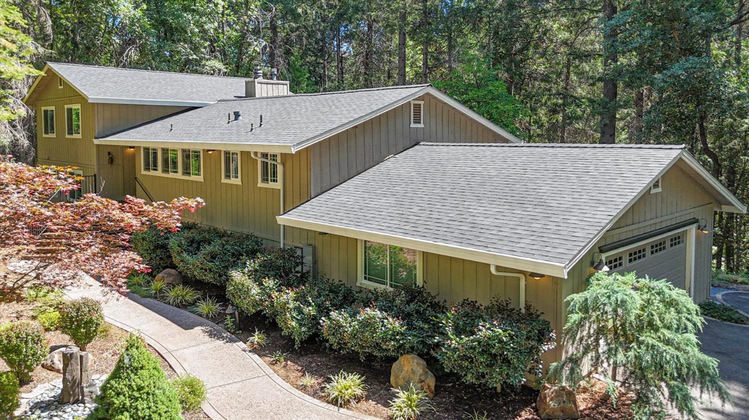 Nevada City, California, 95959, United States, 4 Bedrooms Bedrooms, ,4 BathroomsBathrooms,Residential,For Sale,1921585
