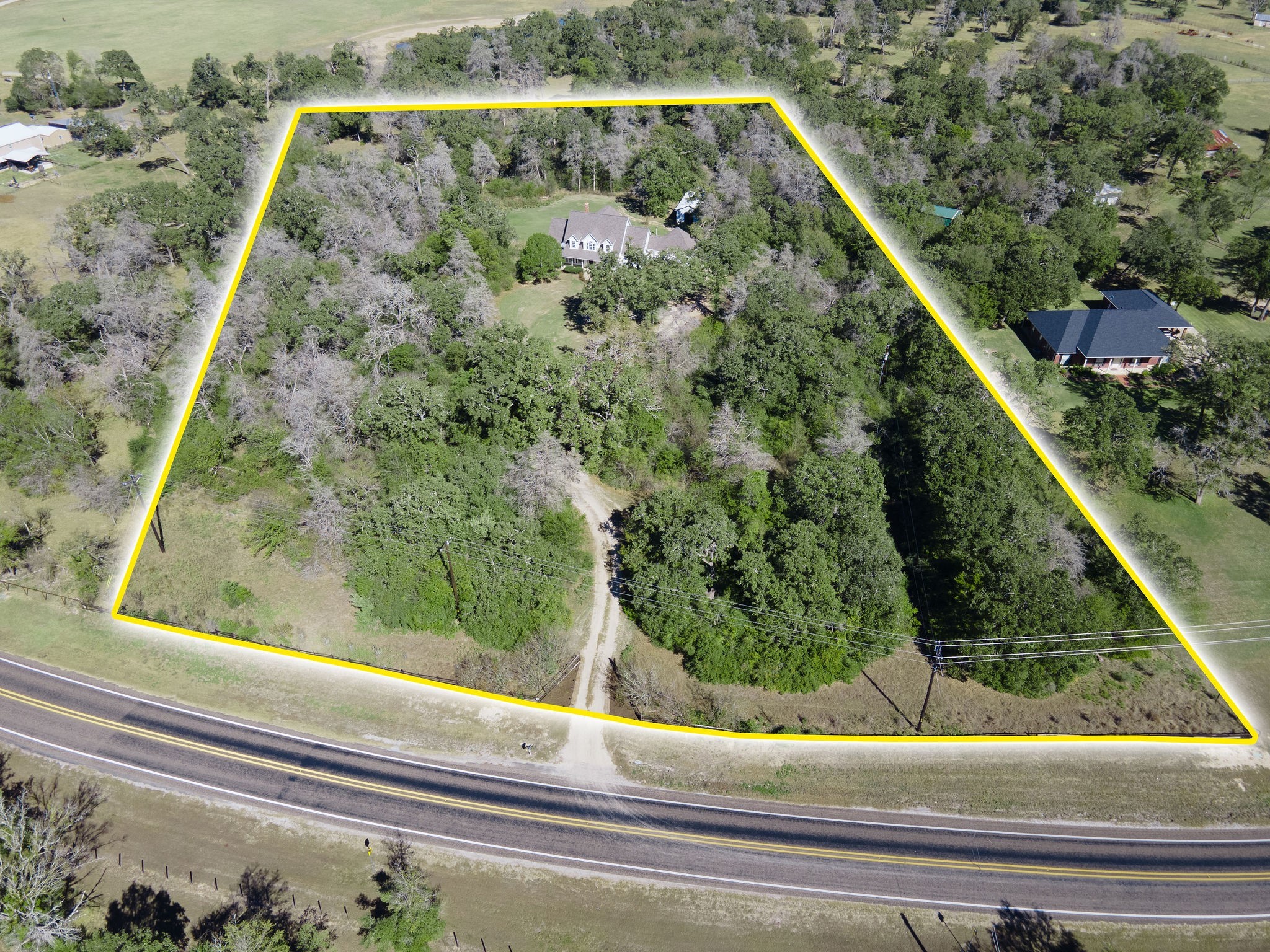 Kurten, Texas, 77808, United States, 3 Bedrooms Bedrooms, ,3 BathroomsBathrooms,Residential,For Sale,1989636