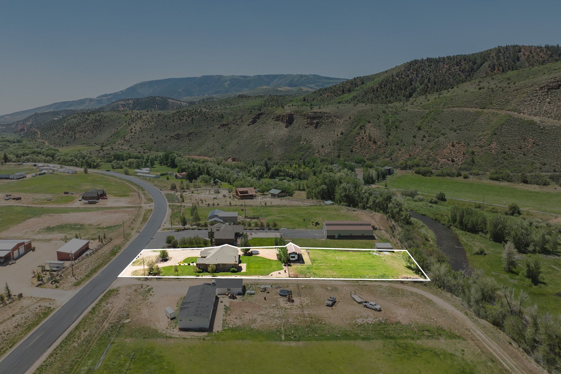  4,000+ SF Home, 1 Acre, Duchesne River Fly Fishing Easement - 物件實景