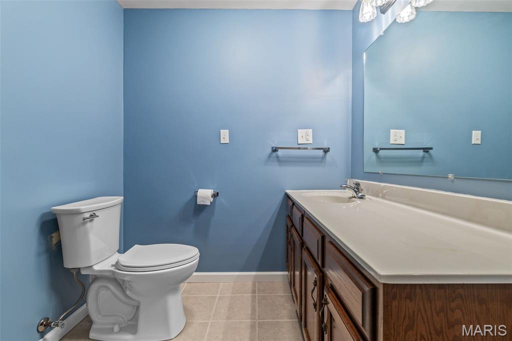 Festus, Missouri, 63028, United States, 4 Bedrooms Bedrooms, ,4 BathroomsBathrooms,Residential,For Sale,1954677