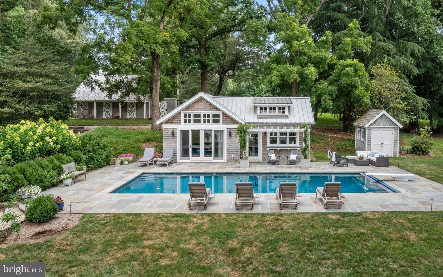 Annapolis, Maryland, 21403, United States, 5 Bedrooms Bedrooms, ,4 BathroomsBathrooms,Residential,For Sale,1895368
