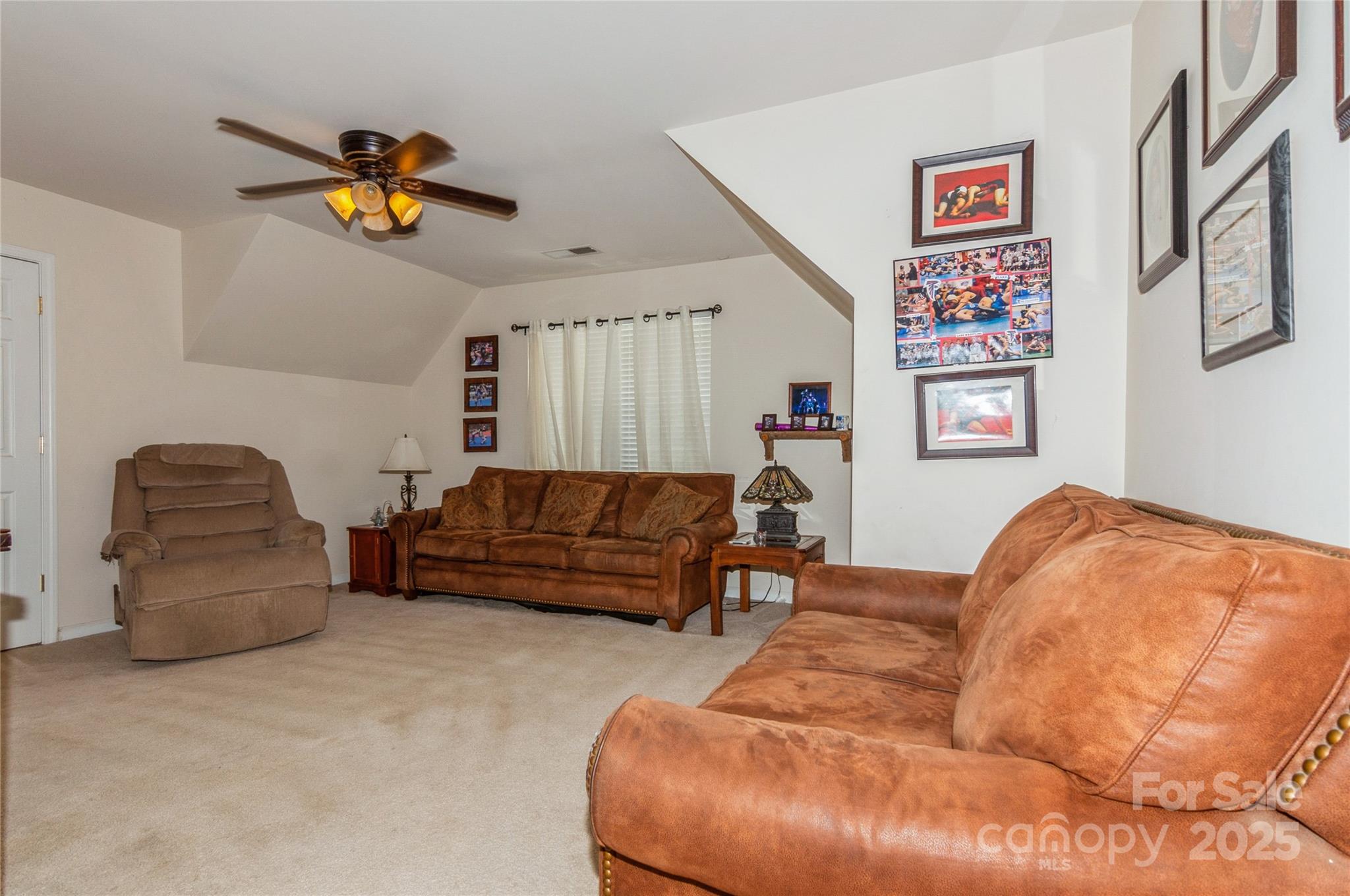 Cornelius, North Carolina, 28031, United States, 4 Bedrooms Bedrooms, ,3 BathroomsBathrooms,Residential,For Sale,1896609
