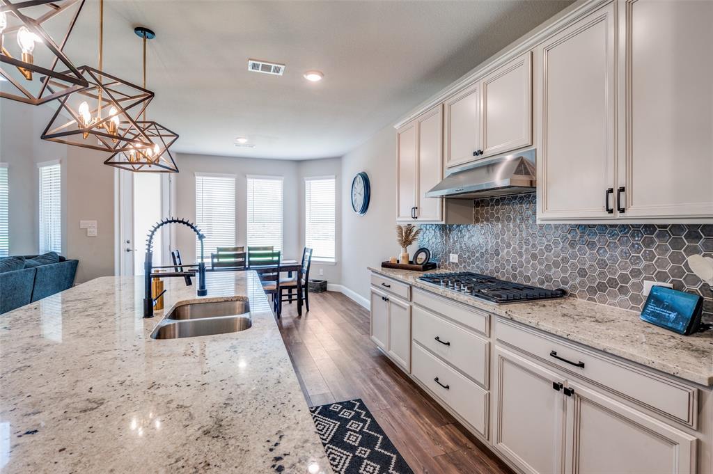 Prosper, Texas, 75078, United States, 5 Bedrooms Bedrooms, ,4 BathroomsBathrooms,Residential,For Sale,1898856