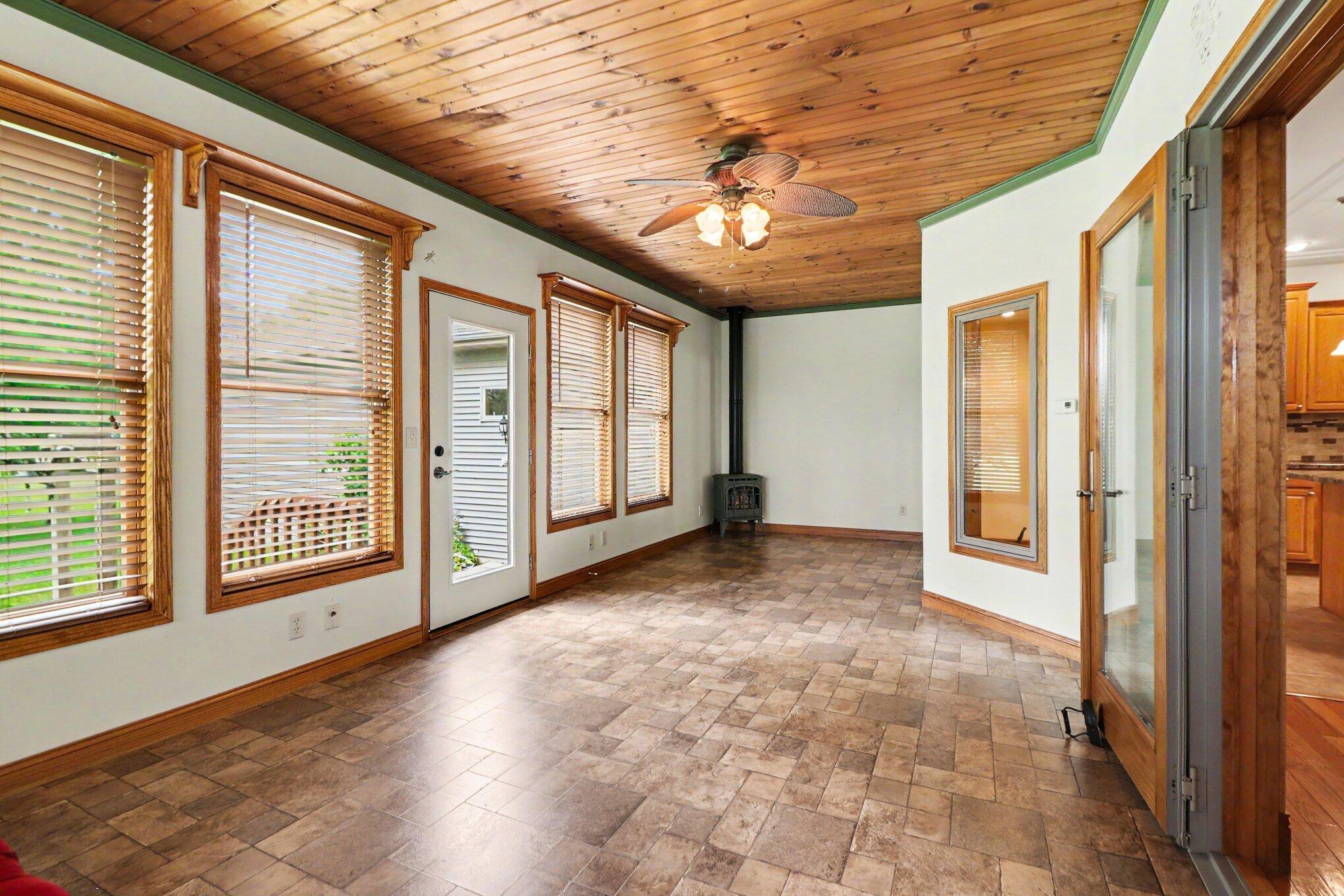 Valparaiso, Indiana, 46383, United States, 3 Bedrooms Bedrooms, ,3 BathroomsBathrooms,Residential,For Sale,2048382