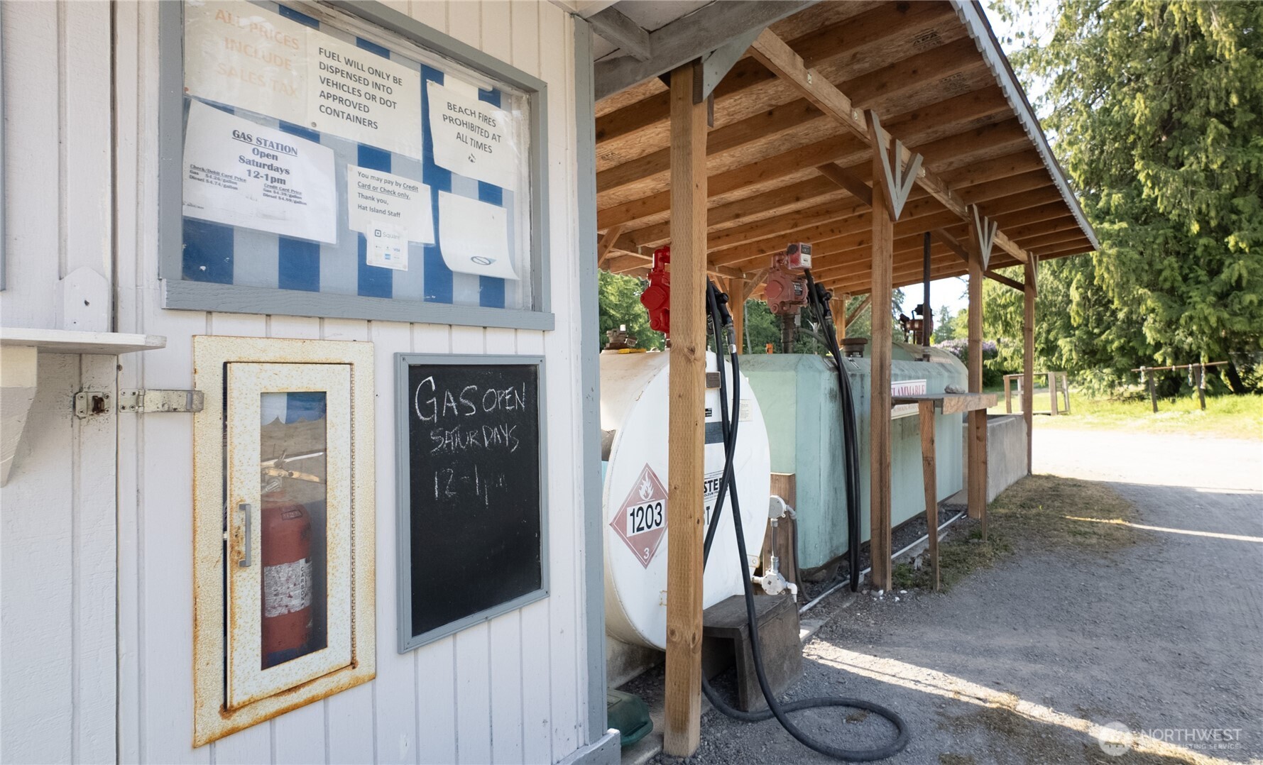 Hat Island, Washington, 98206, United States, 2 Bedrooms Bedrooms, ,2 BathroomsBathrooms,Residential,For Sale,1975923