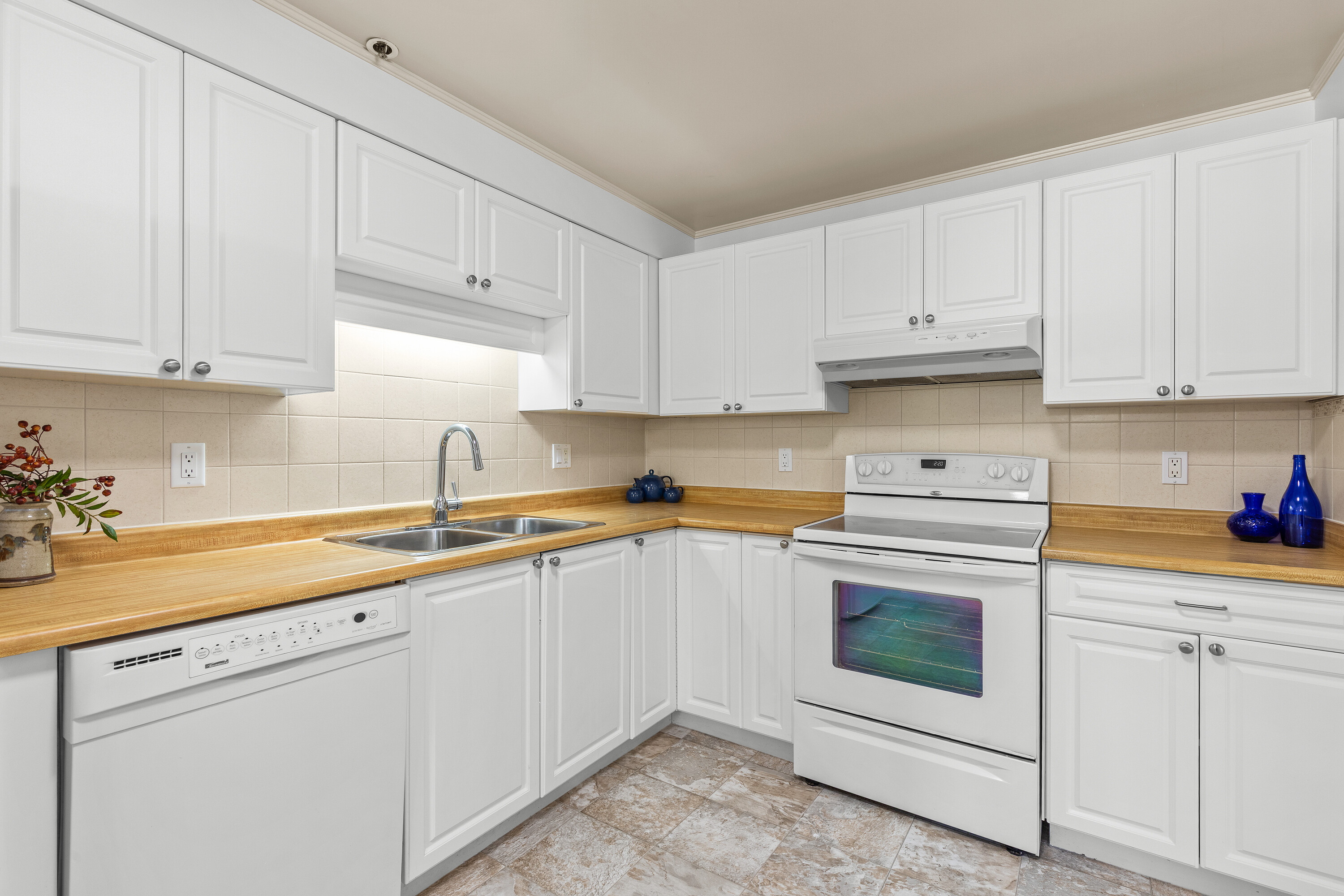  Sunny Corner Condo - 物件實景