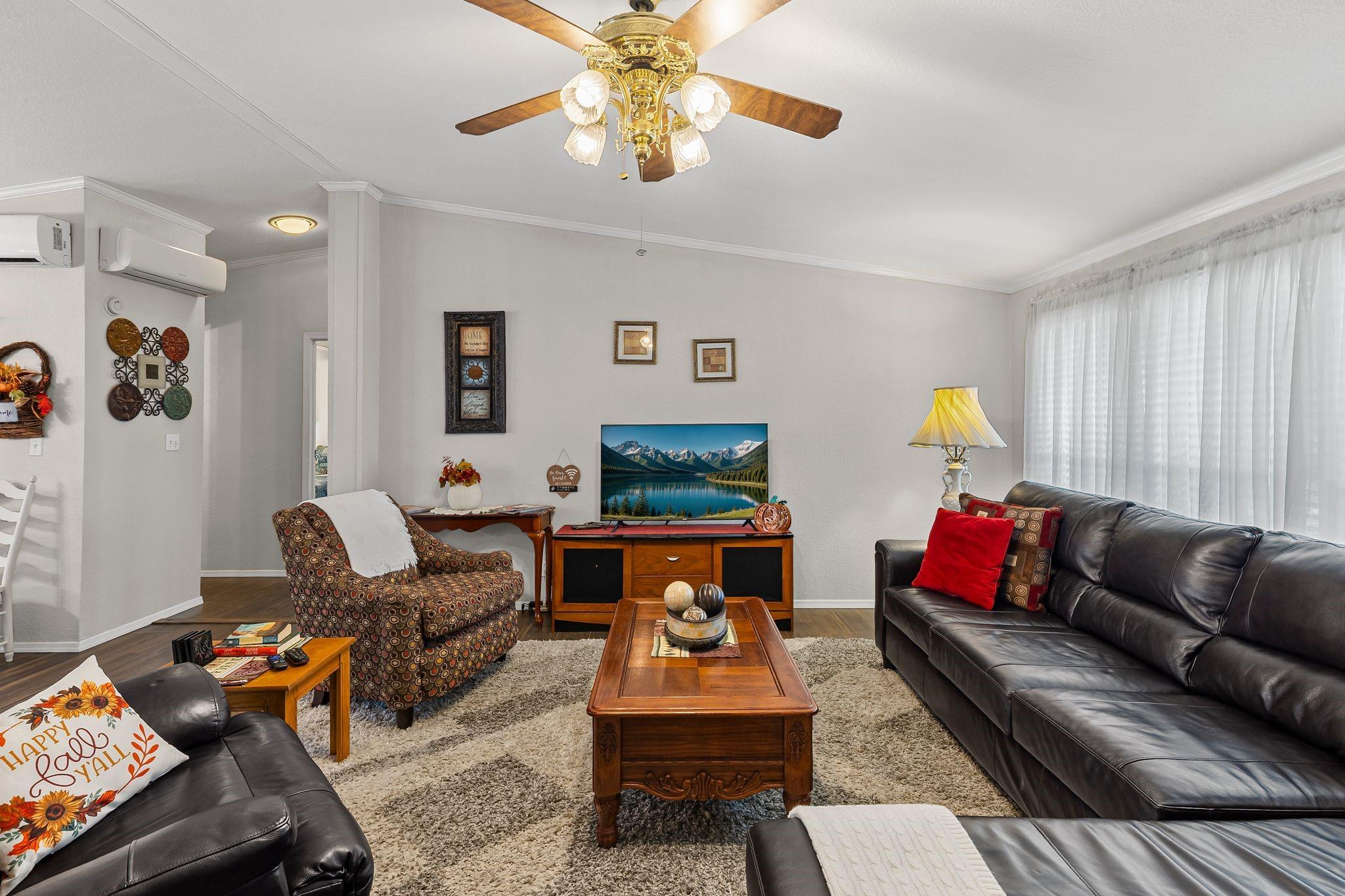 Campbell, Texas, 75422, United States, 4 Bedrooms Bedrooms, ,3 BathroomsBathrooms,Residential,For Sale,1983452