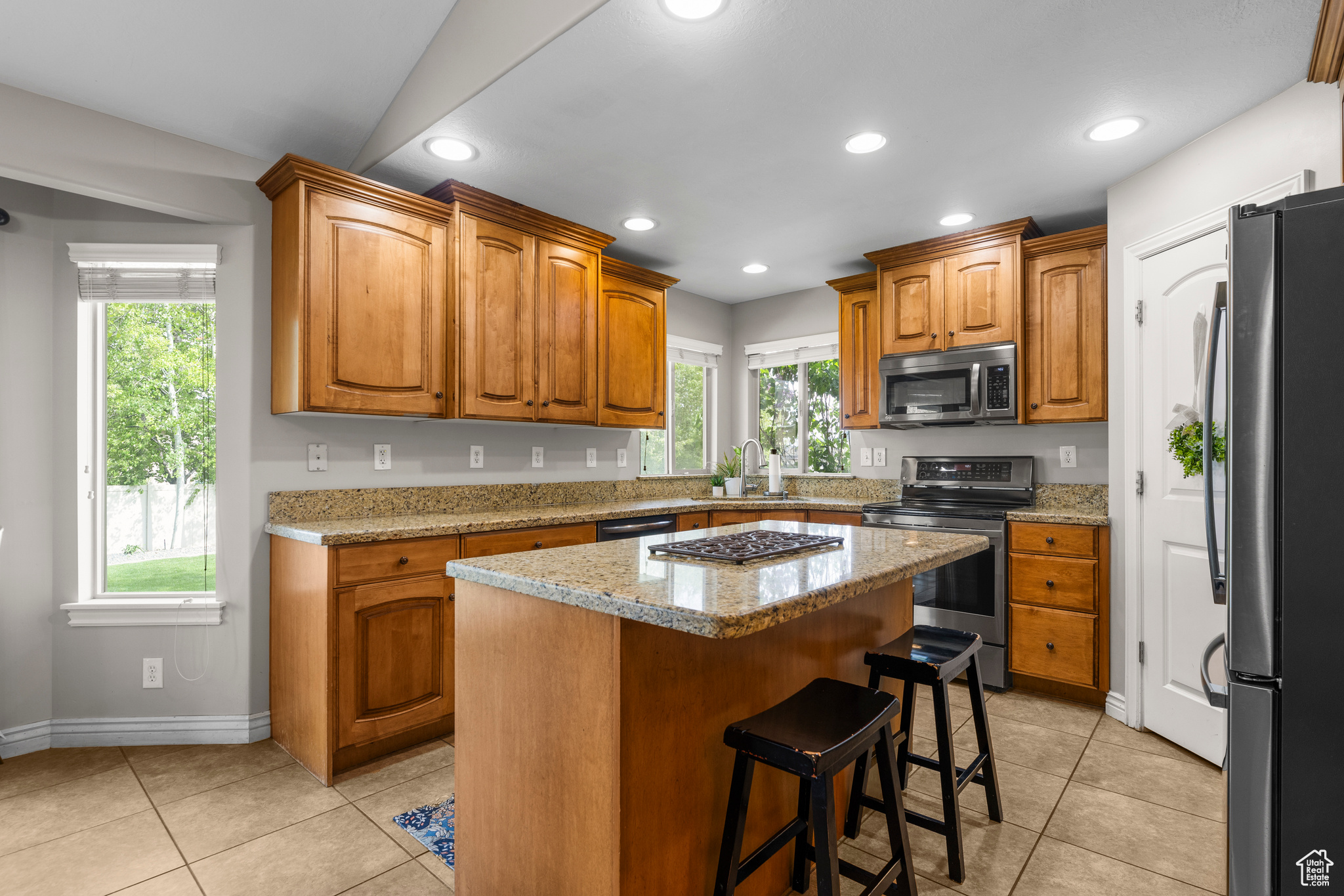 Layton, Utah, 84041, United States, 6 Bedrooms Bedrooms, ,3 BathroomsBathrooms,Residential,For Sale,1795196