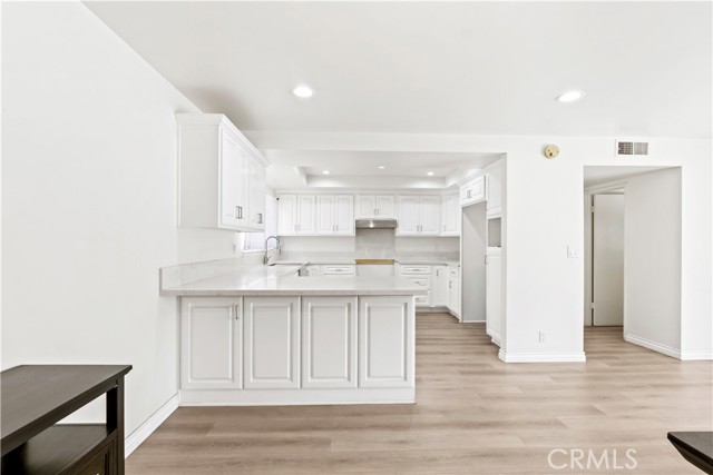 Lynwood, California, 90262, United States, 4 Bedrooms Bedrooms, ,2 BathroomsBathrooms,Residential,For Sale,1974139