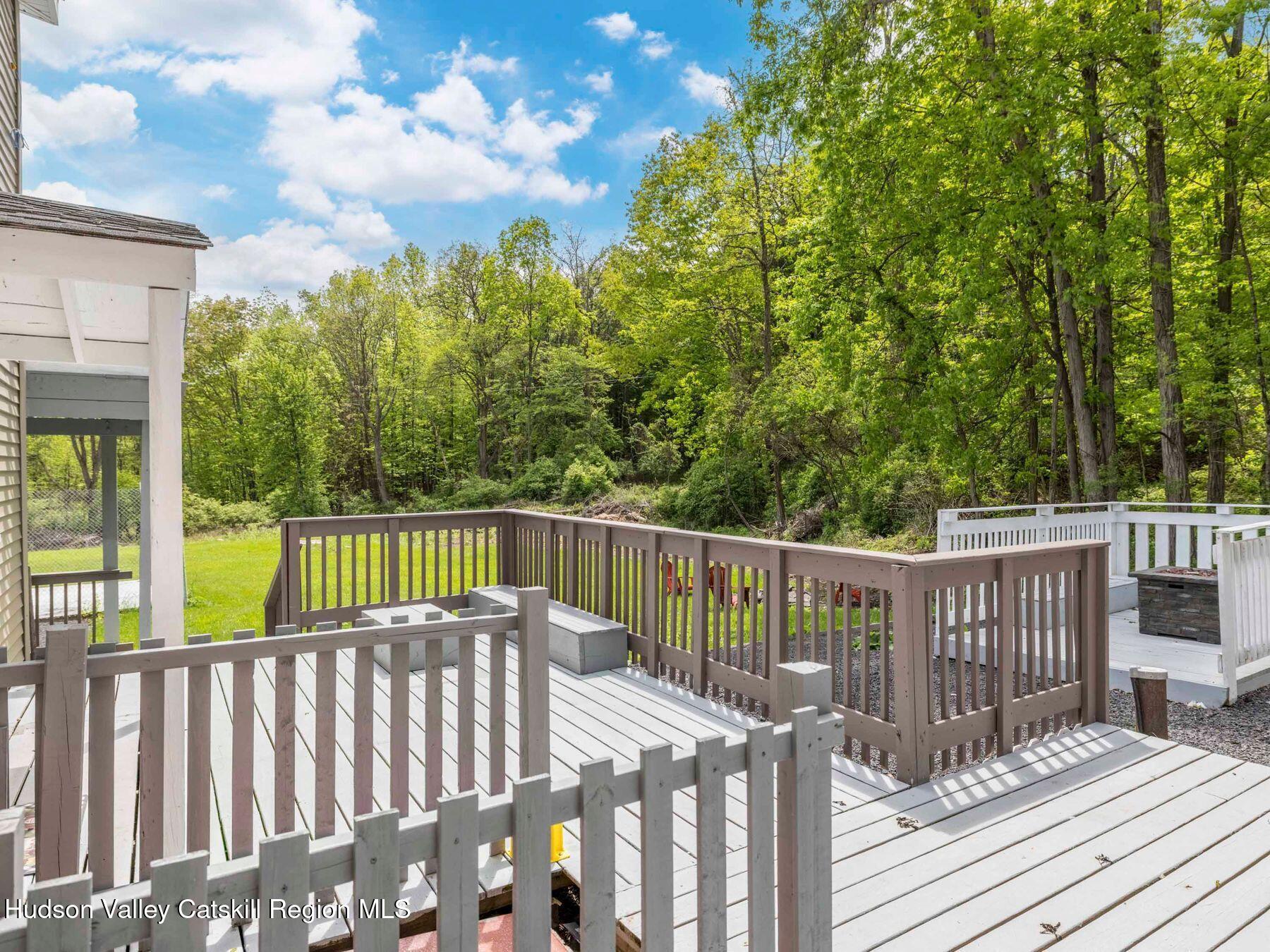 Cairo, New York, 12413, United States, 4 Bedrooms Bedrooms, ,4 BathroomsBathrooms,Residential,For Sale,1827248