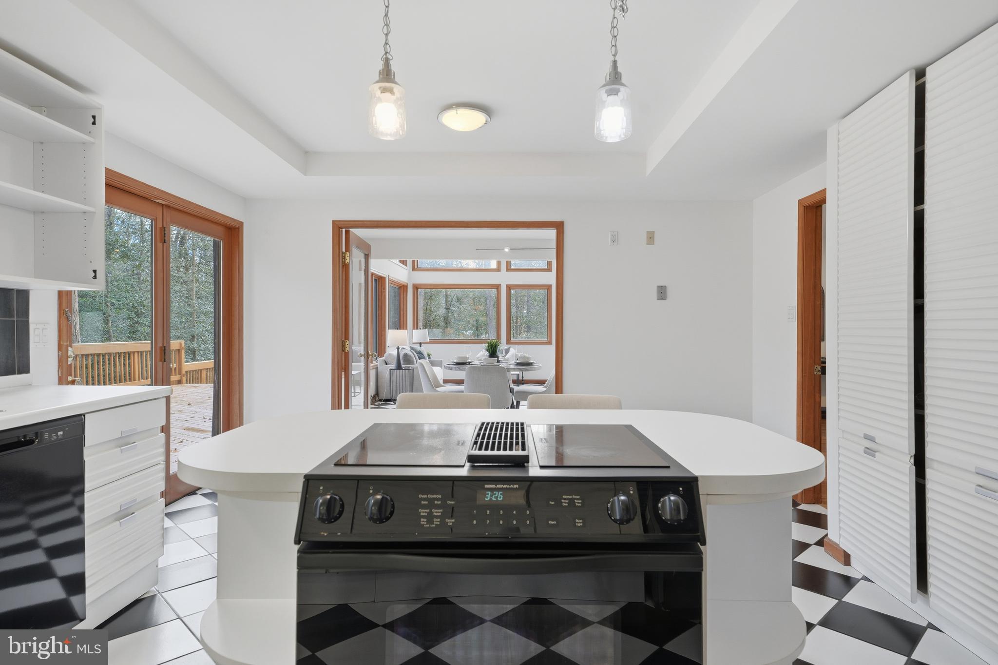 La Plata, Maryland, 20646, United States, 5 Bedrooms Bedrooms, ,4 BathroomsBathrooms,Residential,For Sale,1994243