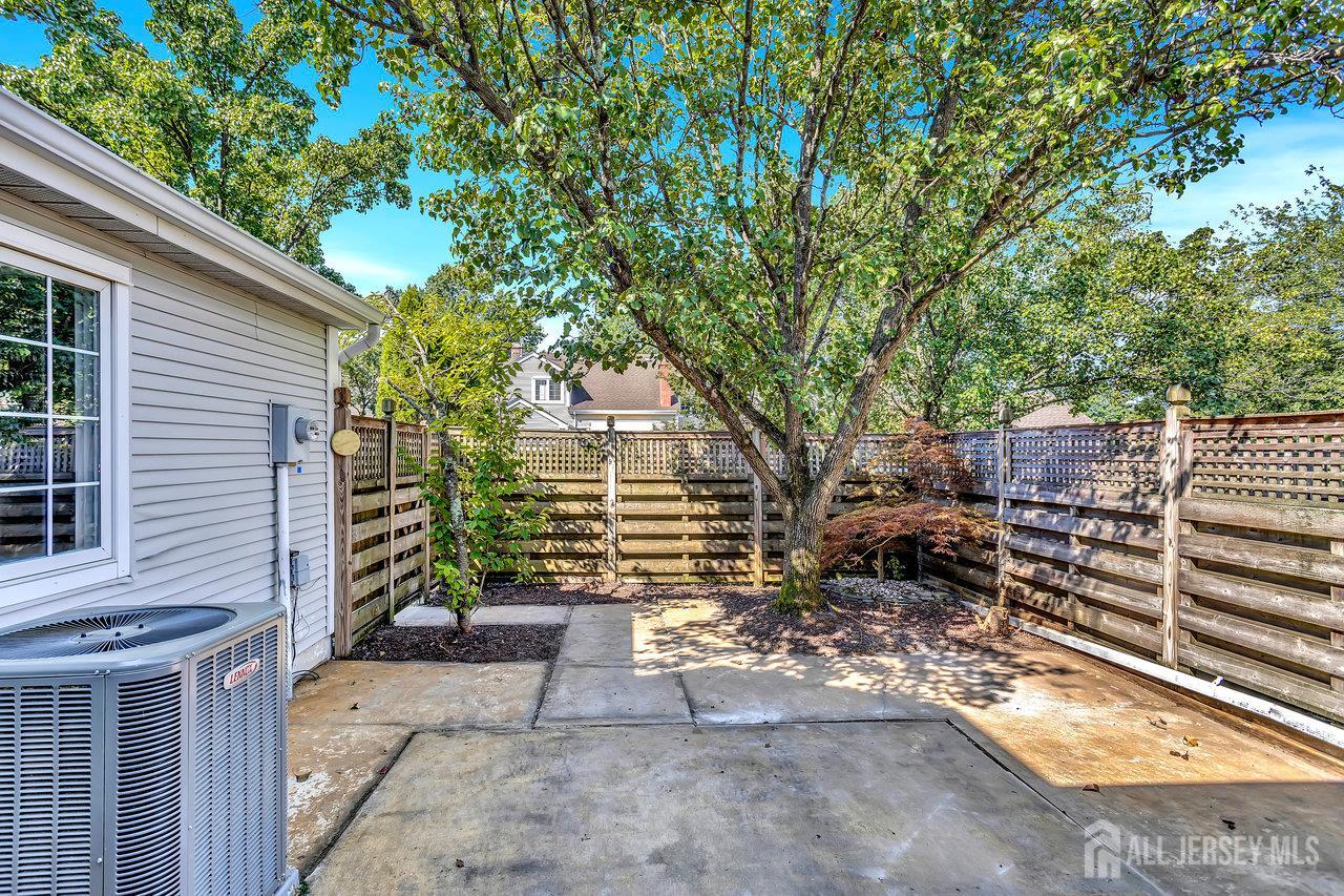 Monroe, New Jersey, 08831, United States, 2 Bedrooms Bedrooms, ,3 BathroomsBathrooms,Residential,For Sale,1918602