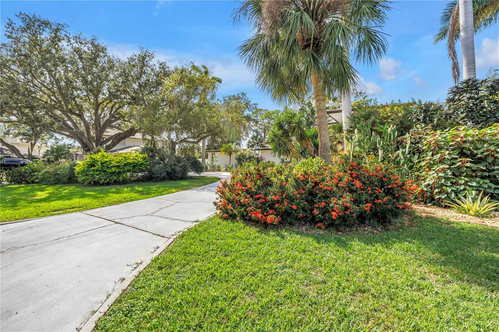 St Petersburg, Florida, 33704, United States, 4 Bedrooms Bedrooms, ,4 BathroomsBathrooms,Residential,For Sale,1991901