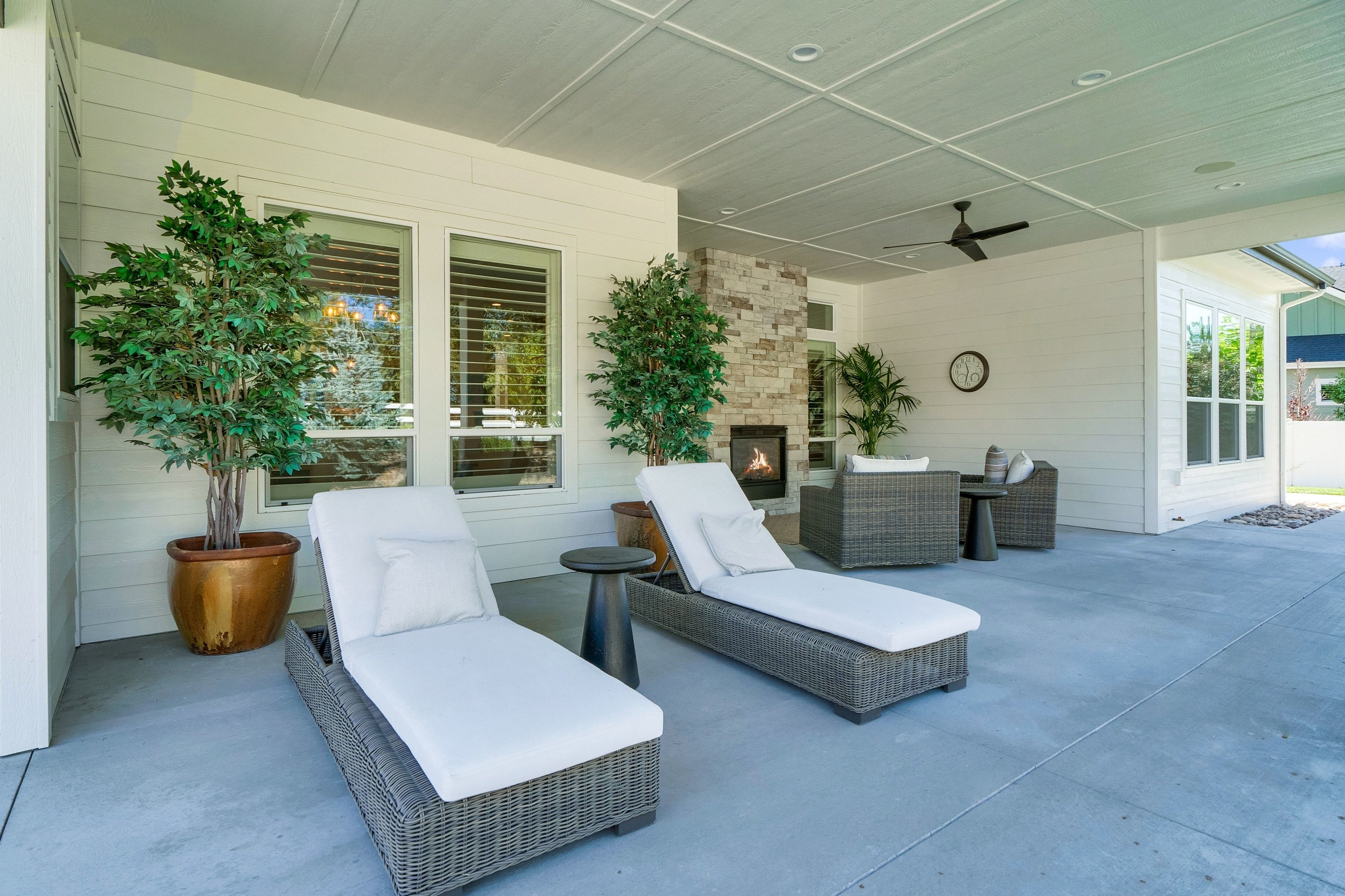  Refined Half-Acre Estate with Dual Kitchens & Open Space Backdrop - 物件實景