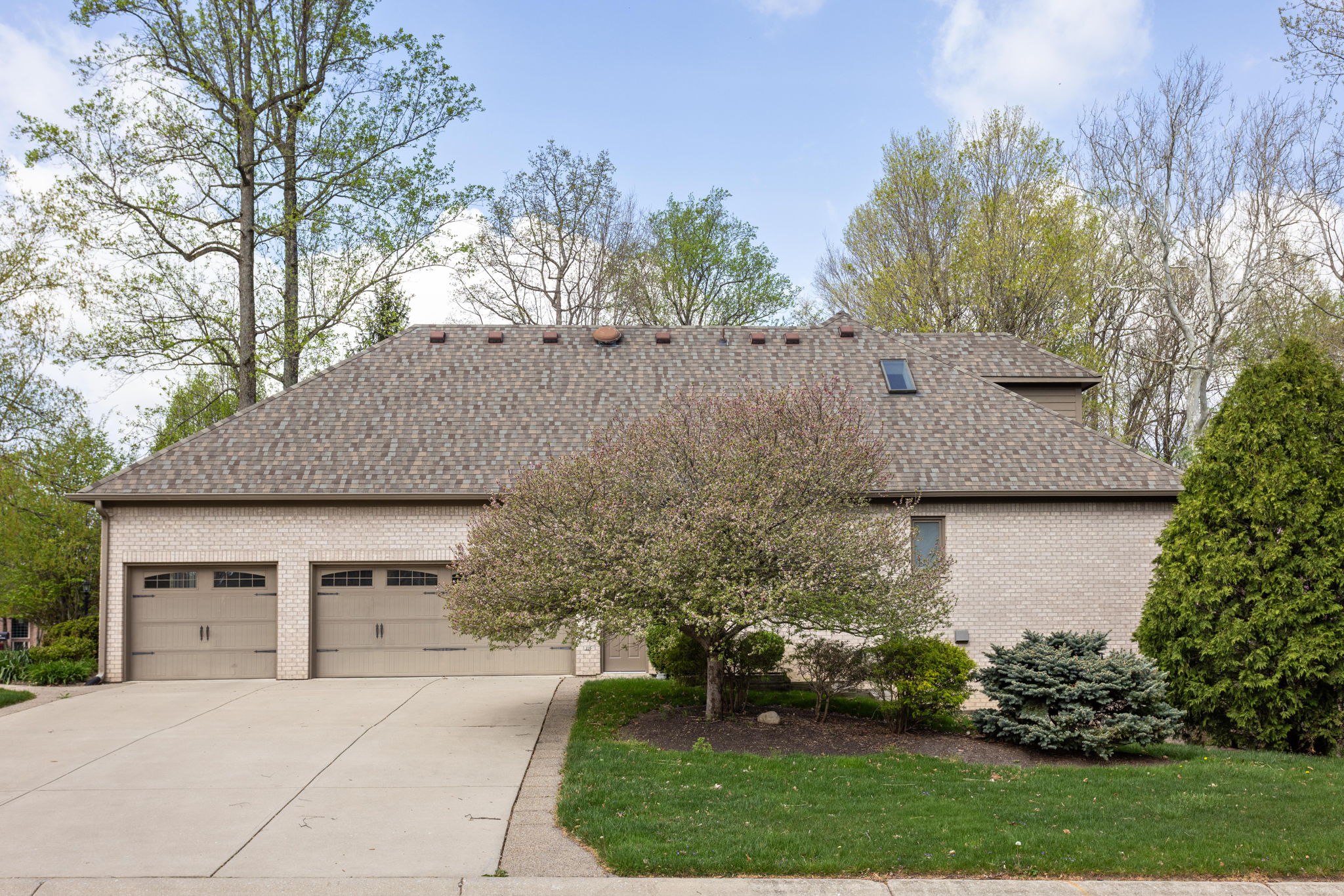  Meticulously Maintained Zionsville Home - 物件實景