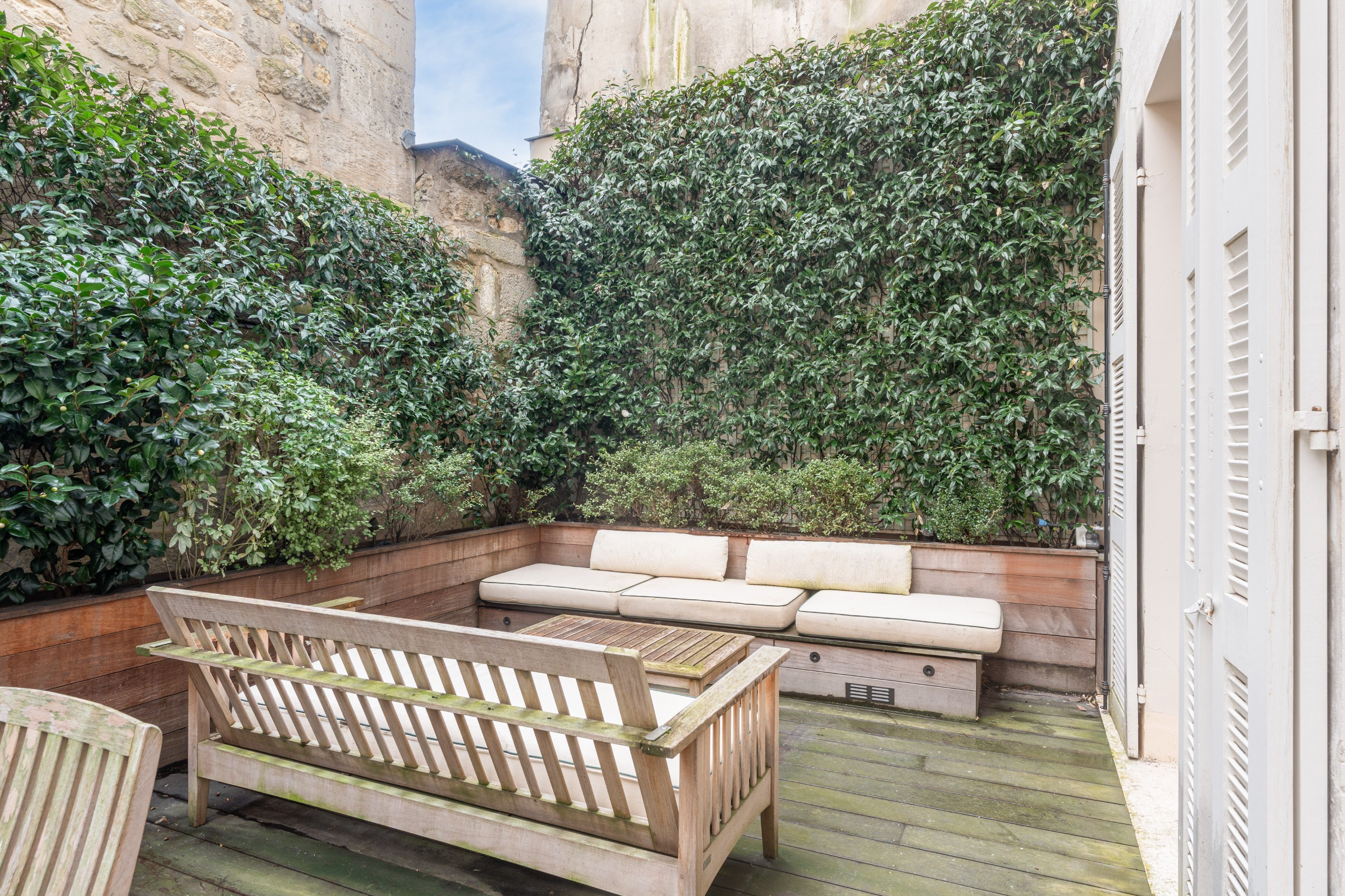  Elegant, fully renovated apartment with a spacious landscaped terrace - 物件實景