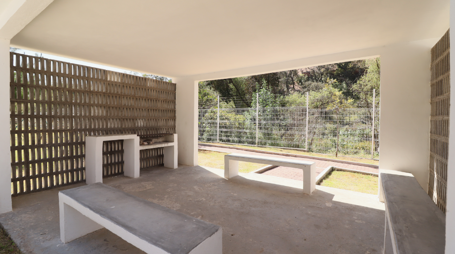 Morelia, Michoacán de Ocampo, 58350, Mexico, 2 Bedrooms Bedrooms, ,2 BathroomsBathrooms,Residential,For Sale,1994379