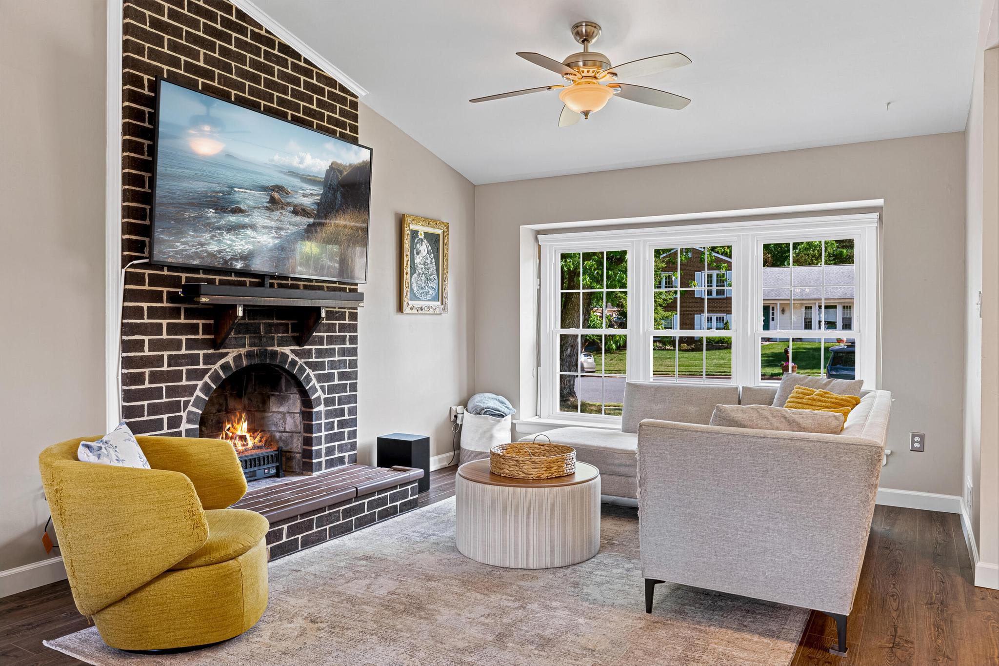  12728 Builders Road, Herndon, VA, 20170 - 物件實景