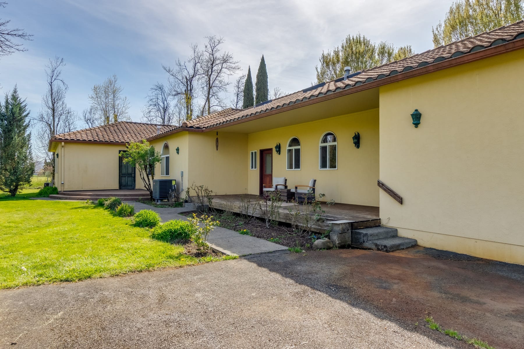  19330 NW GILLIHAN RD Portland, OR 97231 - 物件實景