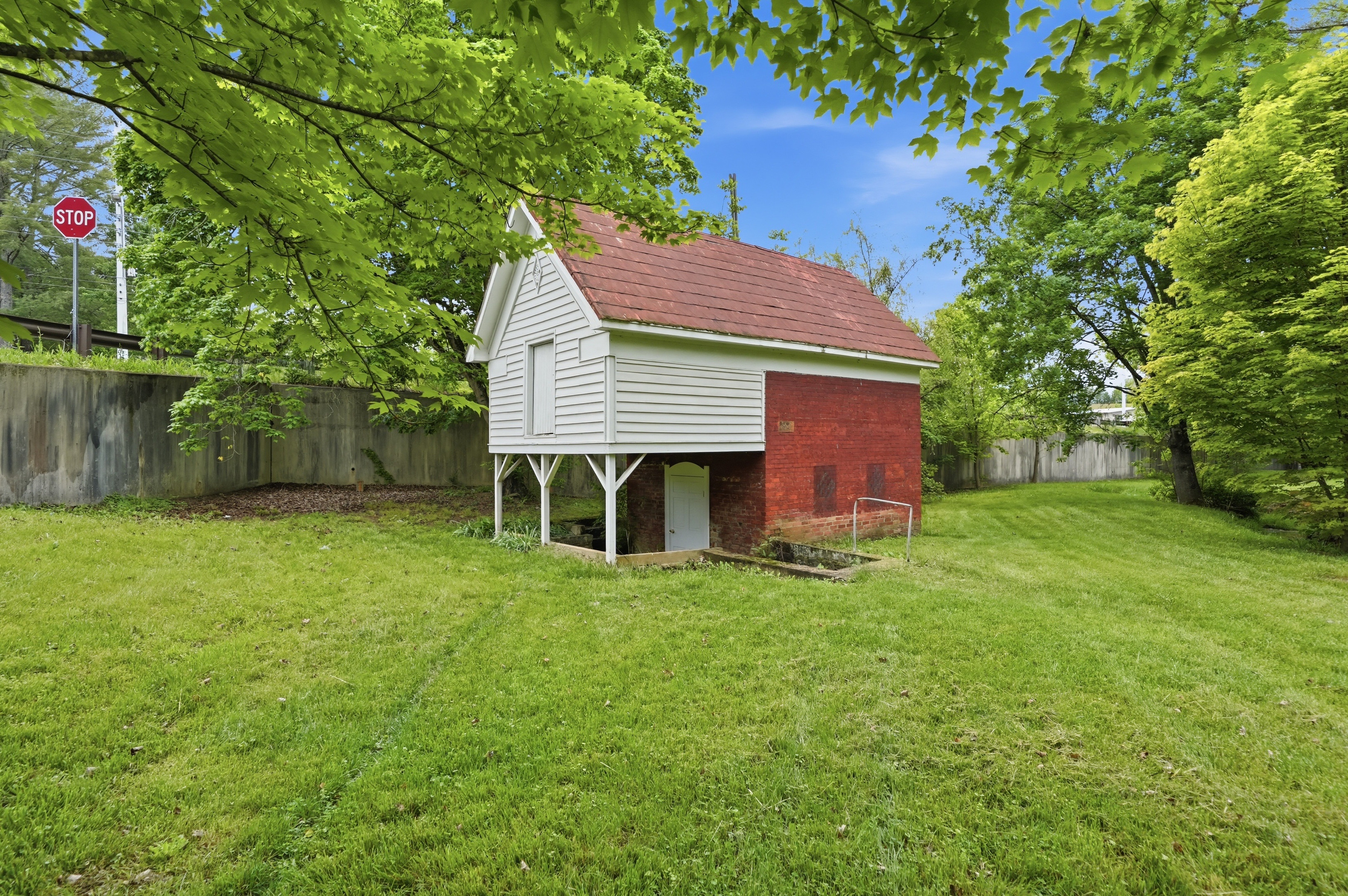  240 Maplehurst Lane, Bluff City, TN 37618 - 物件實景