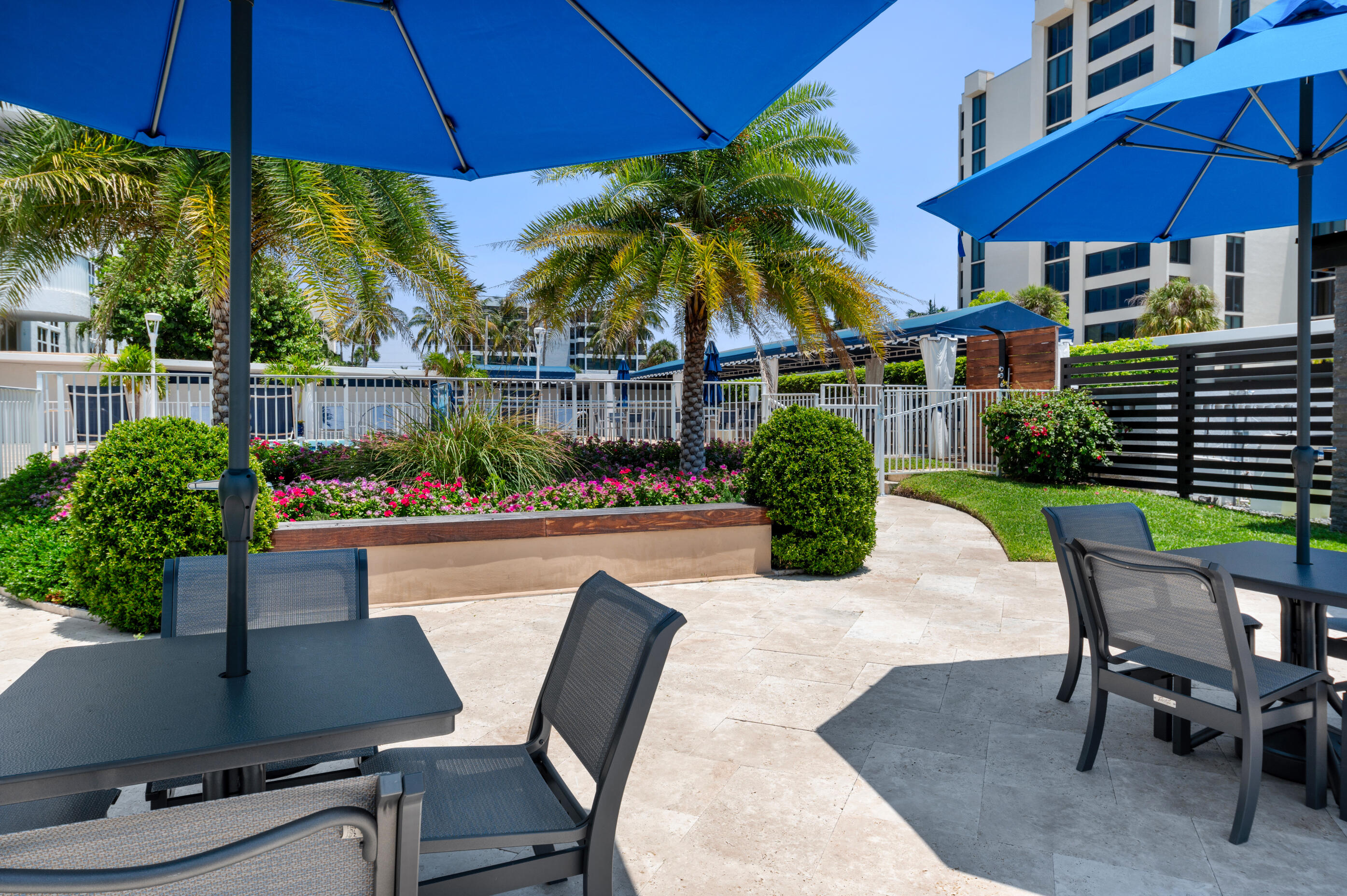Delray Beach, Florida, 33483, United States, 2 Bedrooms Bedrooms, ,2 BathroomsBathrooms,Residential,For Sale,1826520